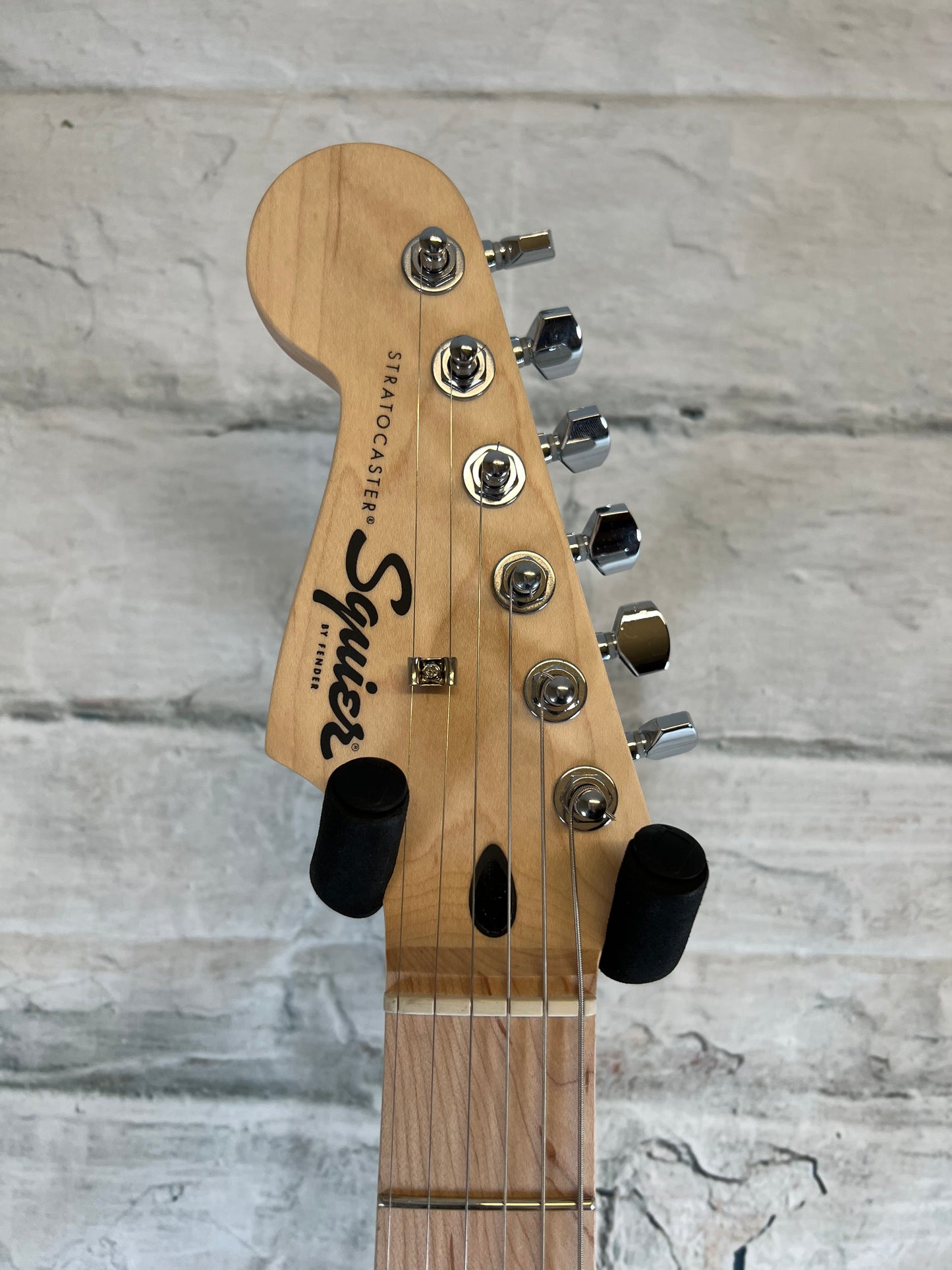 Squier Sonic Stratocaster LEFT-HANDED