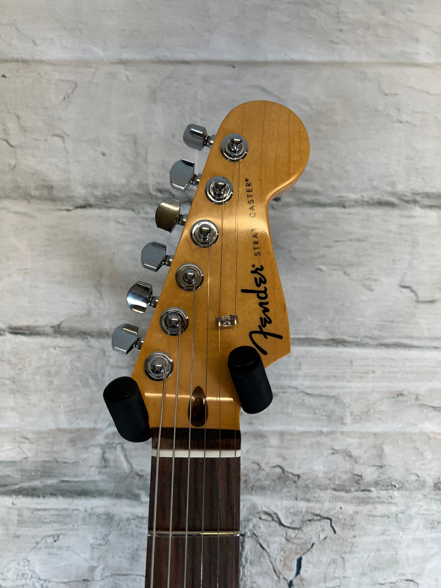 Fender Standard Stratocaster