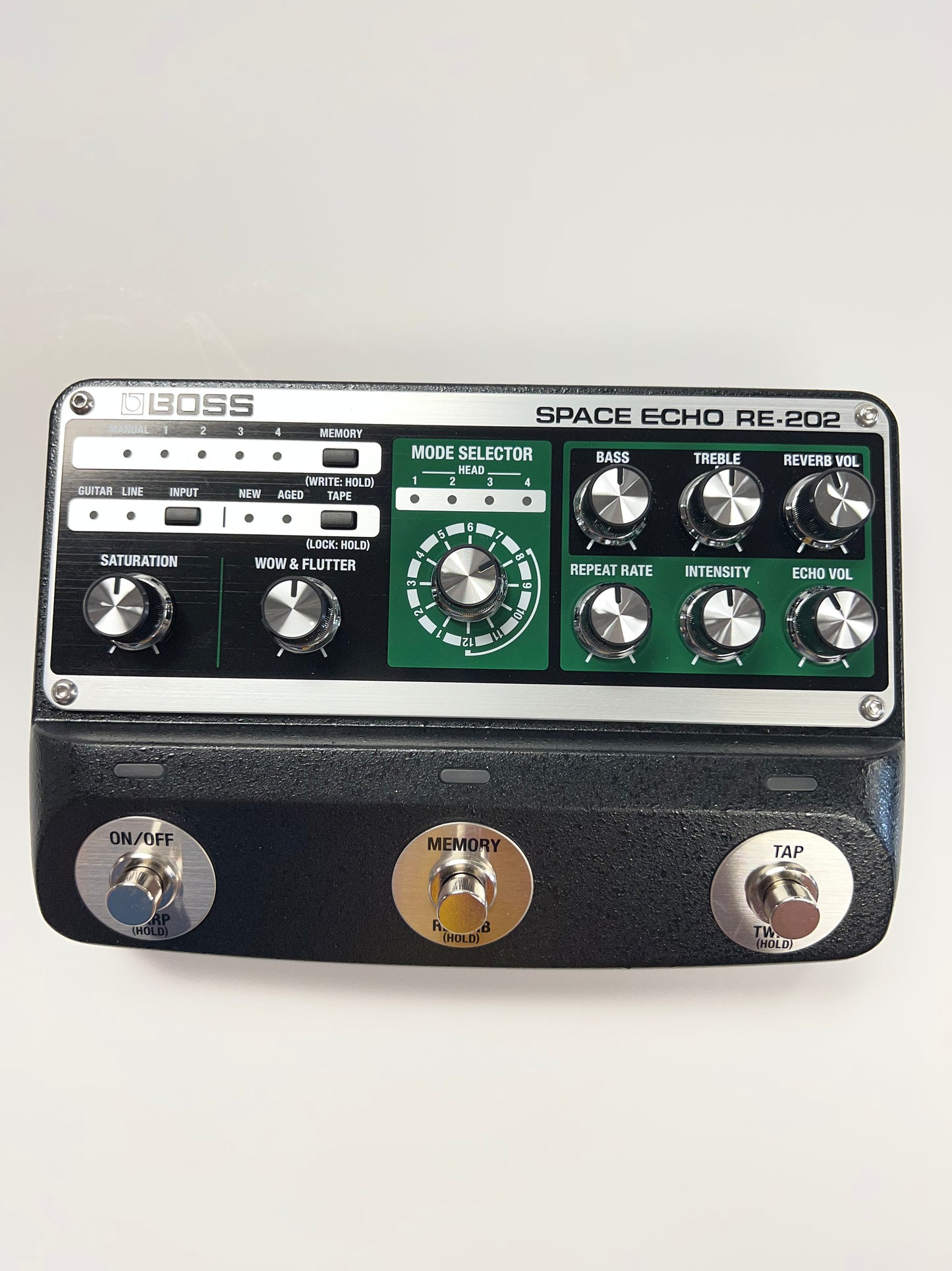 Boss Re-202 Space Echo