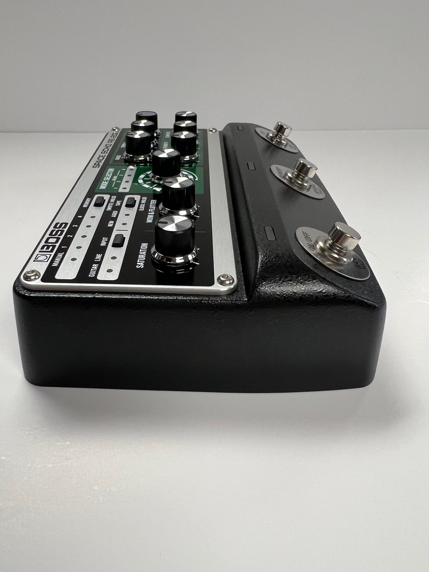 Boss Re-202 Space Echo