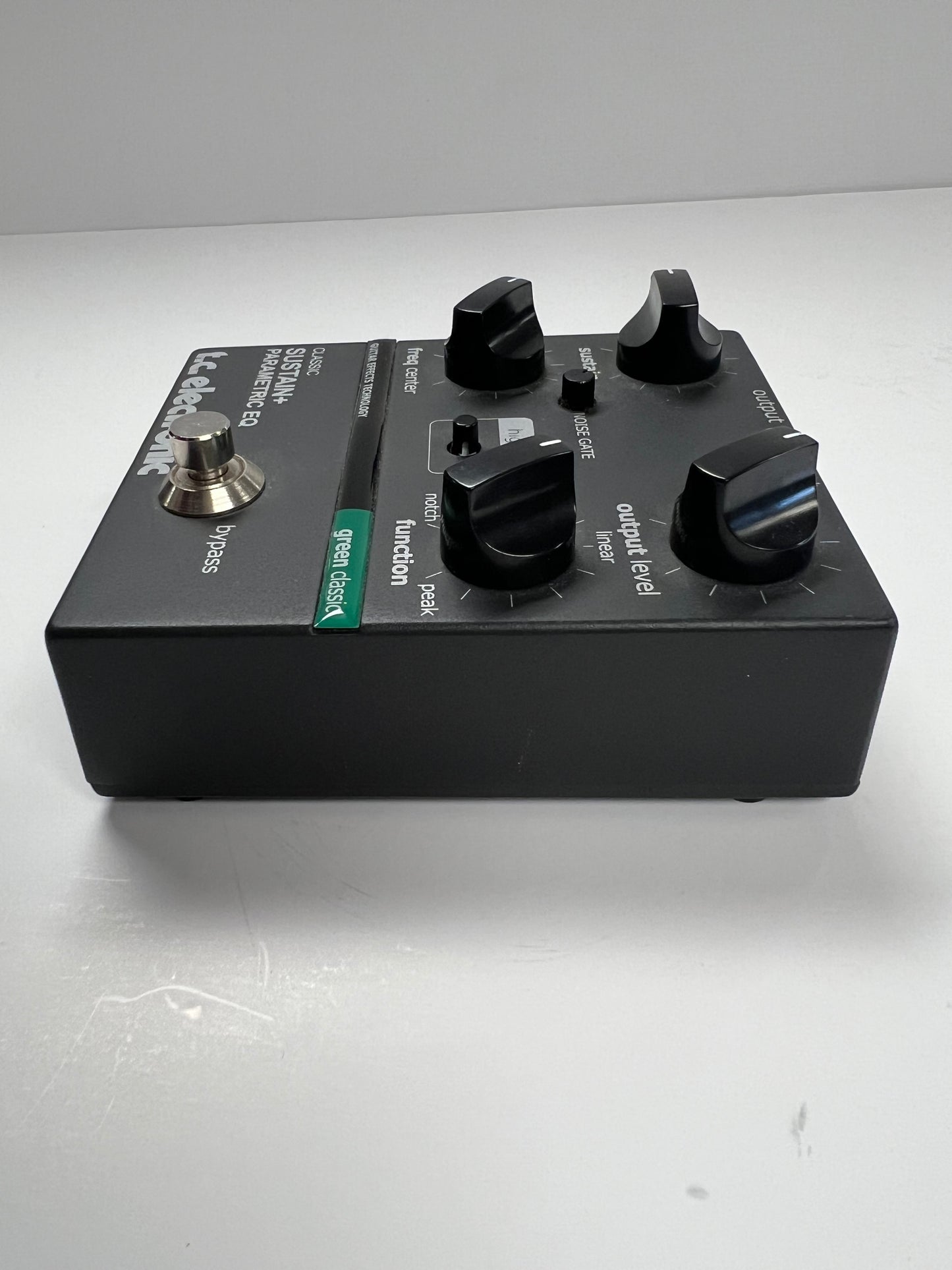 TC Helicon Classic Sustain & Para EQ