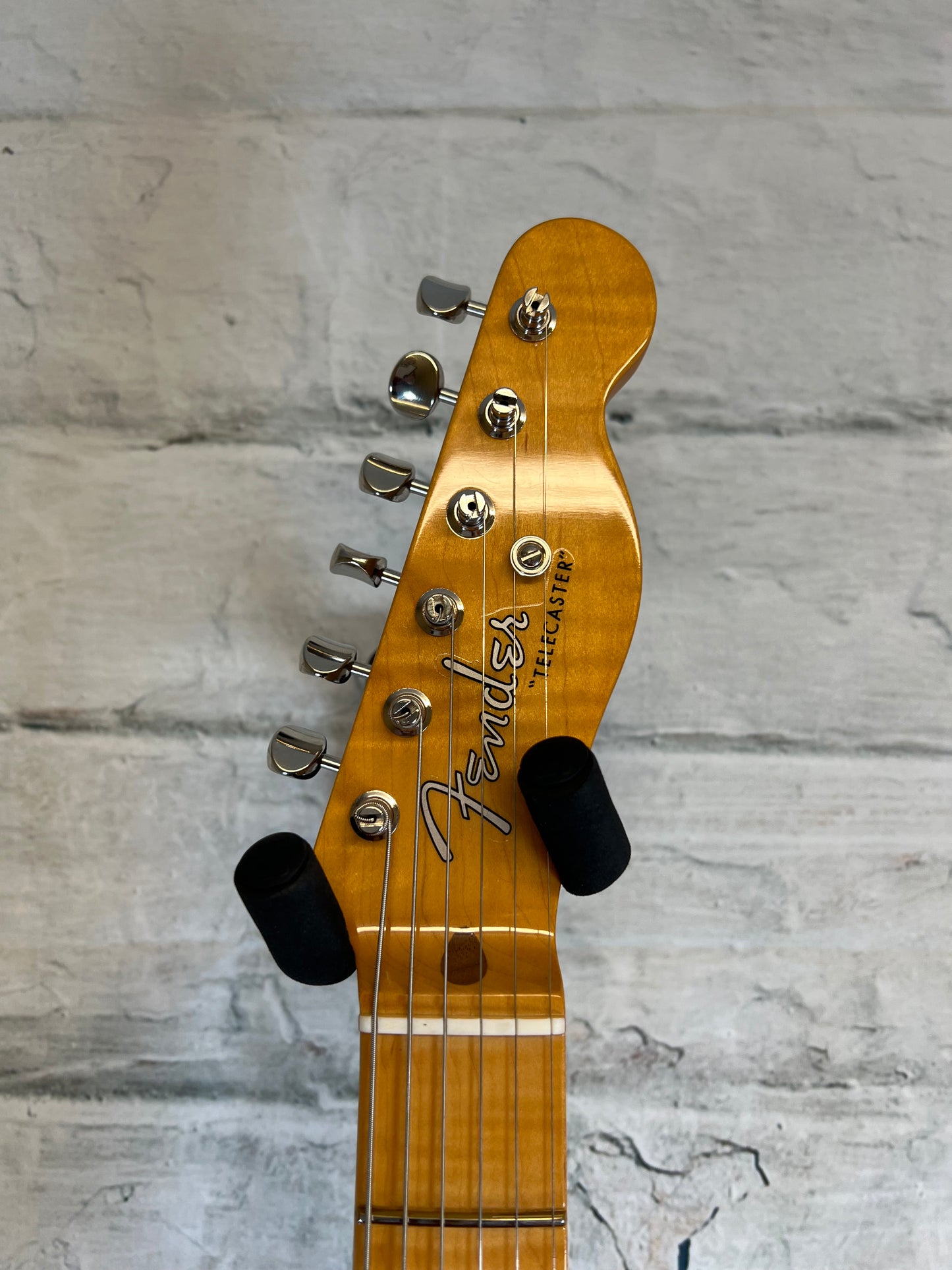 Fender Limited Edition American Vintage II ‘51 Telecaster with Hardshell Case
