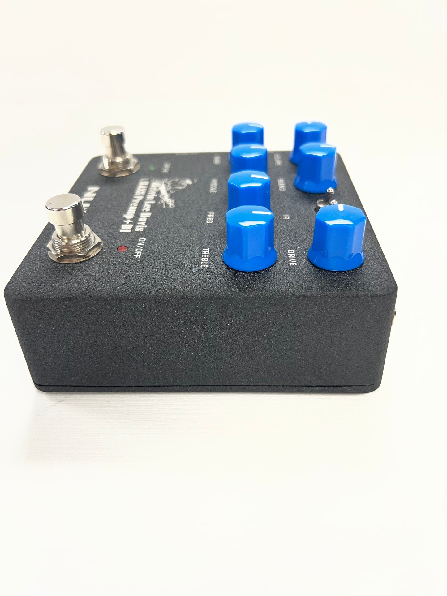 NUX Melvin Lee Davis Bass Preamp & DI