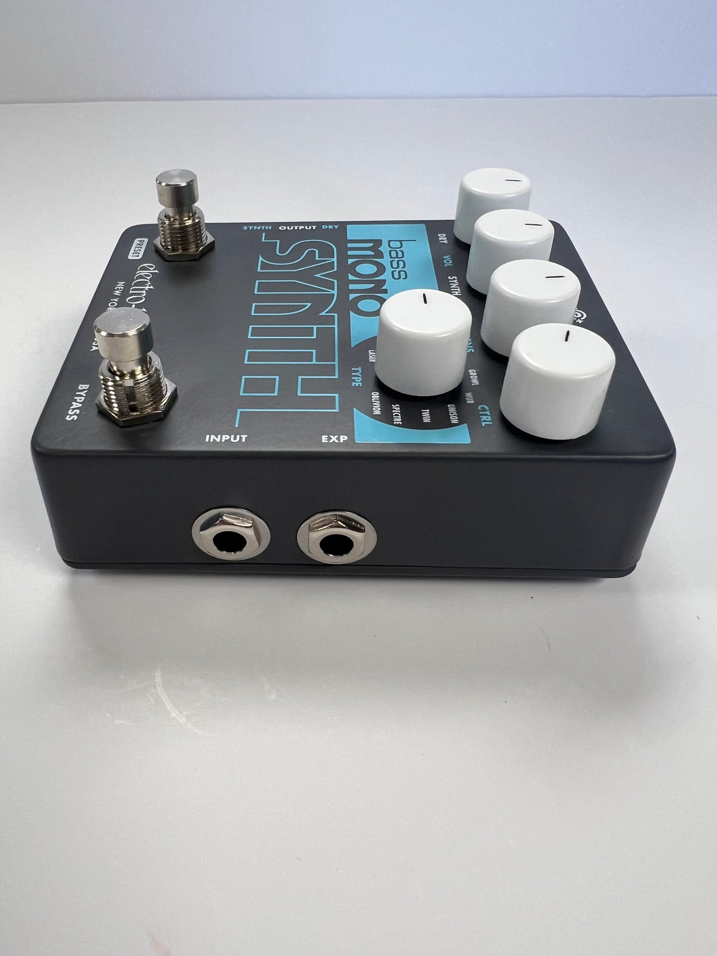 Electro Harmonix EHX Bass Mono Synth Bass Synthesizer