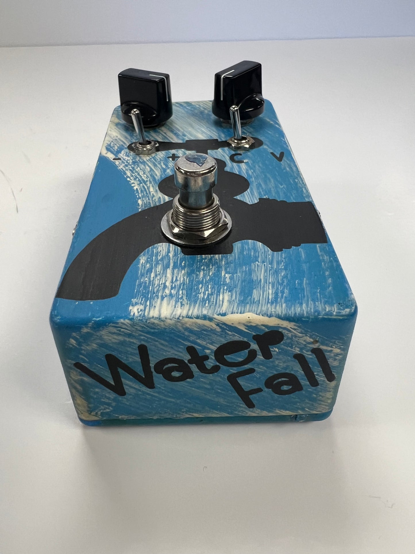 Used Jam Waterfall Chorus & Vibrato Pedal