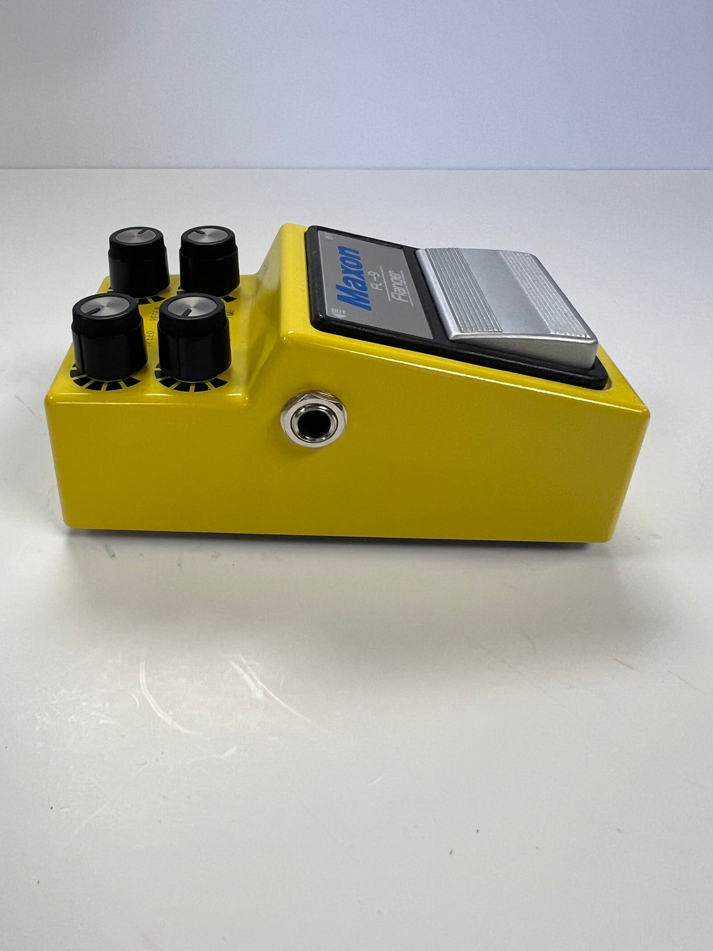 Used Maxon FL-9