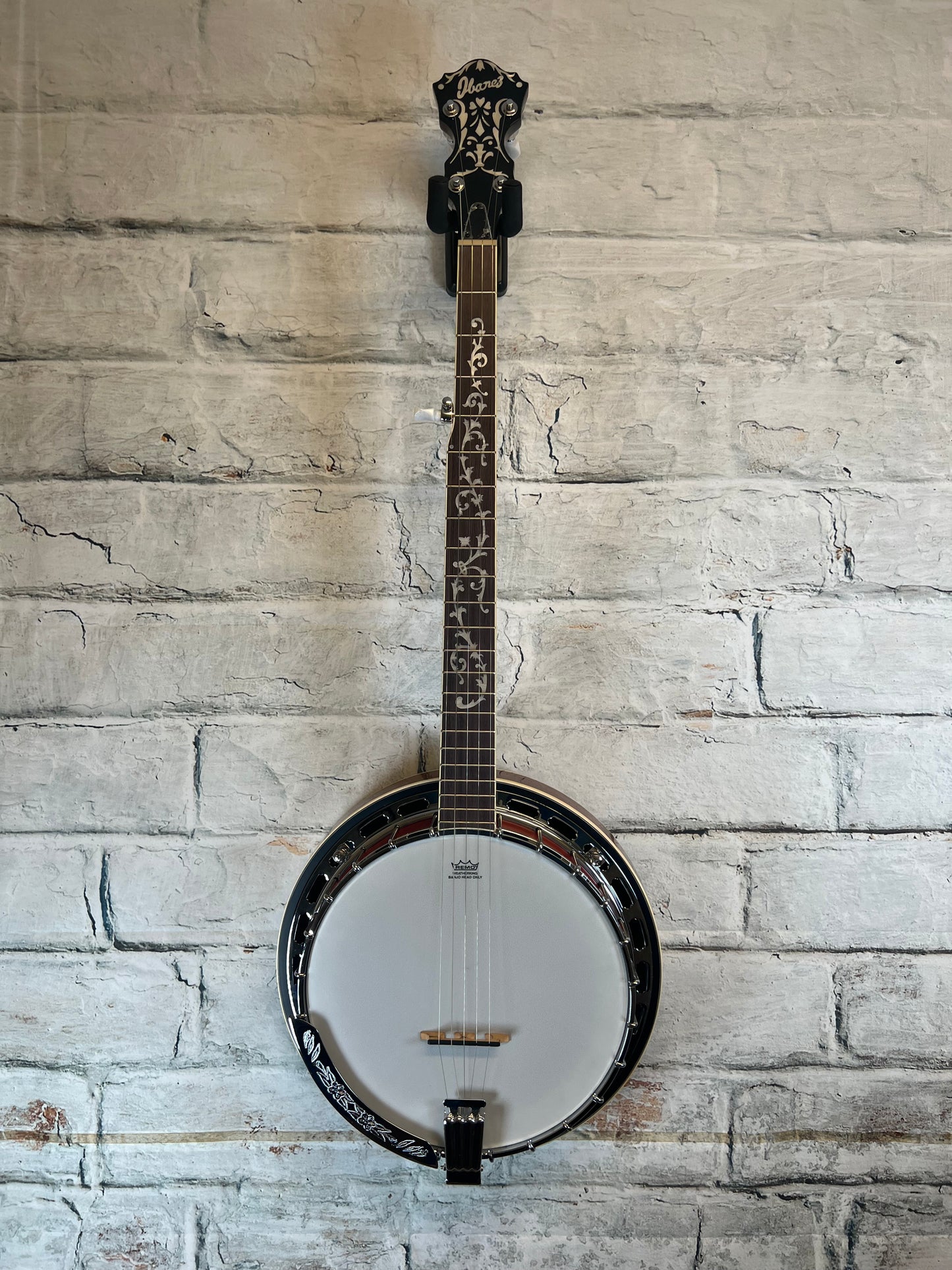 Used Ibanez B200 Banjo