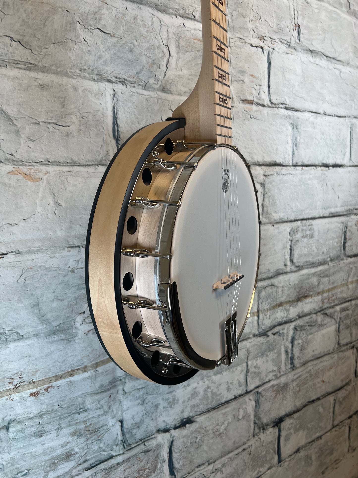 Deering Goodtime TwoNickel Banjo with Resonator