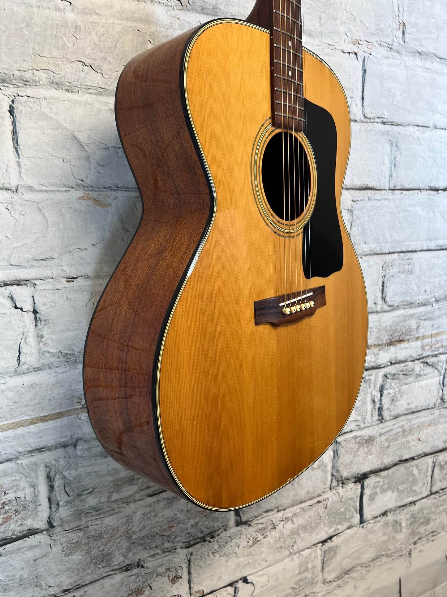 Used Hohner HG-700 Jumbo Acoustic Guitar