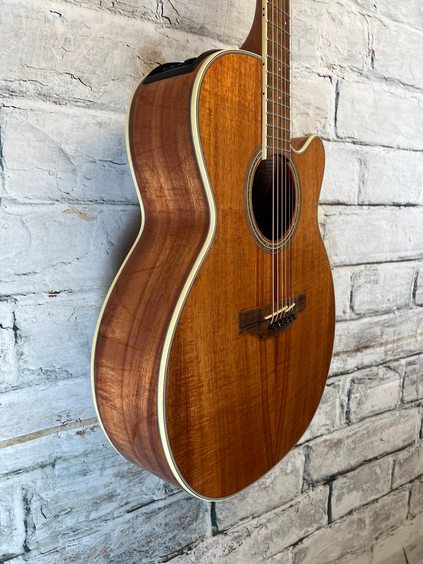 Used Takamine GN77-KCE Koa NEXC with Electronics