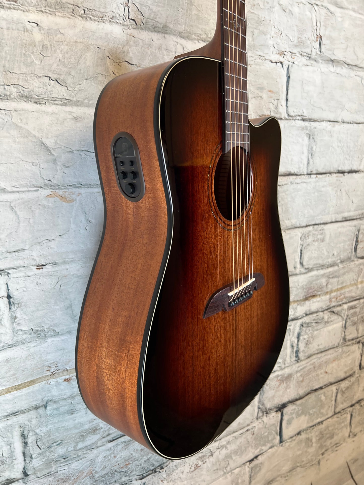 Alvarez Artist Dreadnought Guitar-Shadowburst