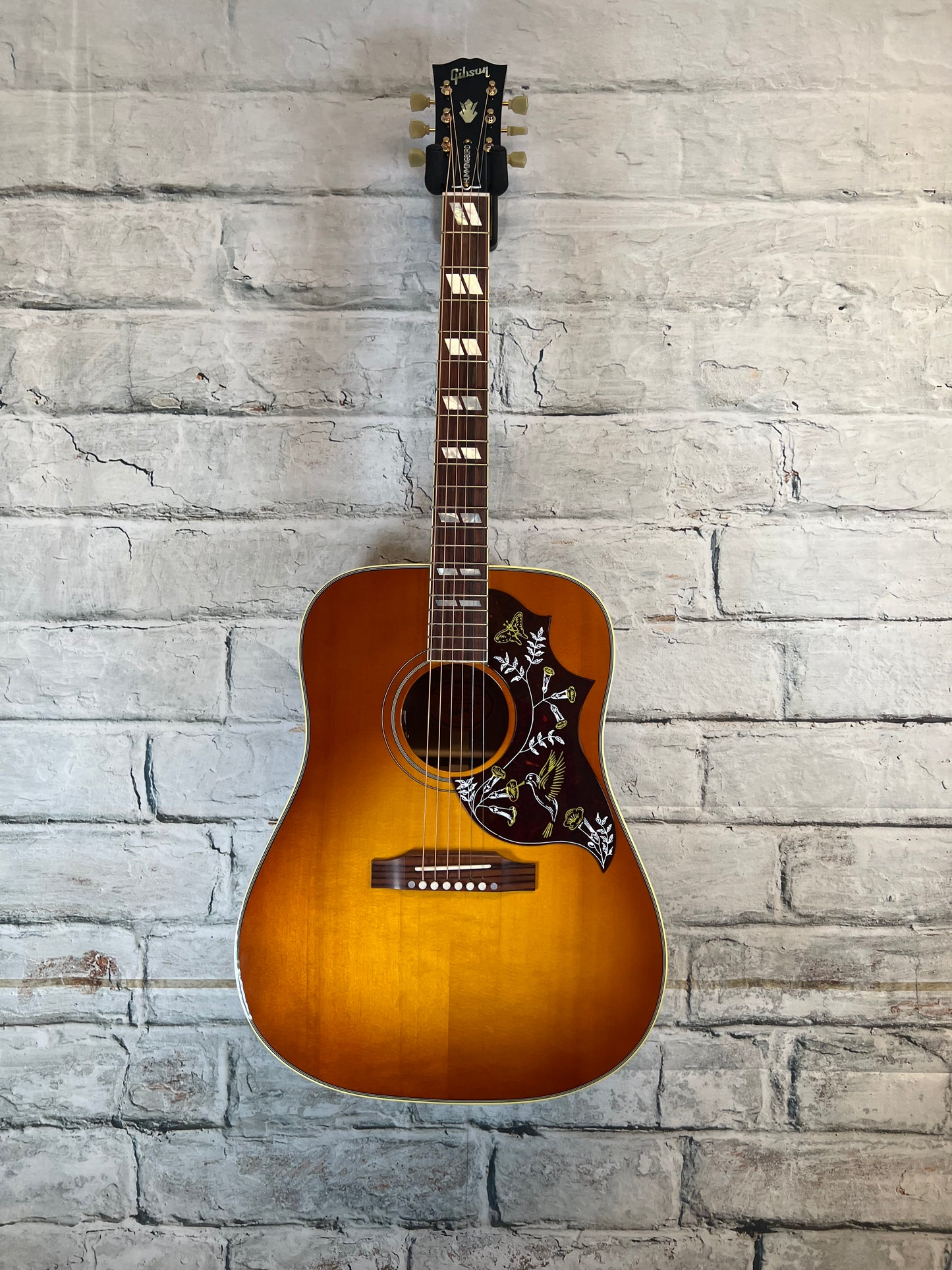 Gibson Original Hummingbird Heritage- Cherry Sunburst