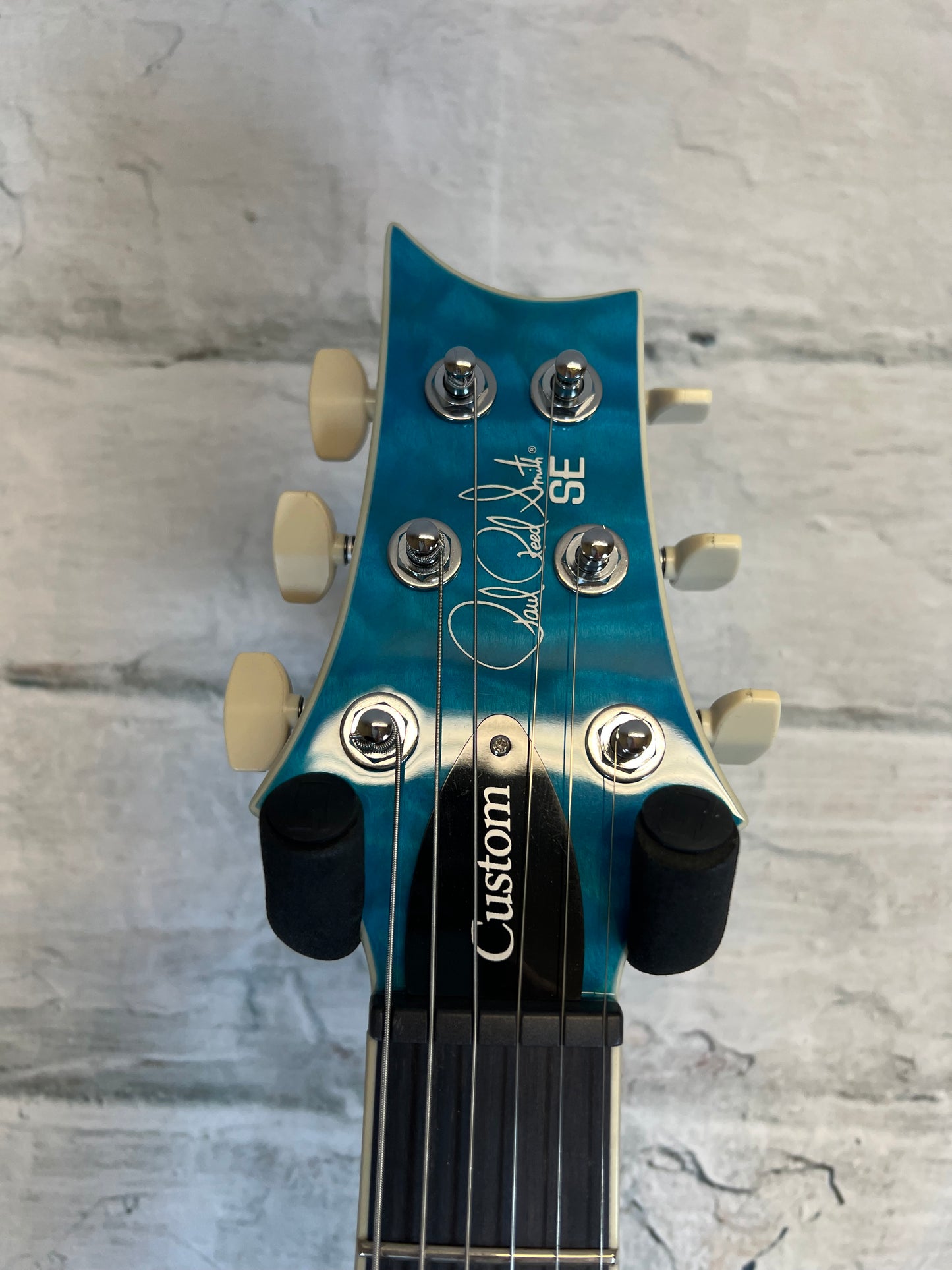 PRS SE Custom 24-08 Quilt Electric Guitar-Lake Blue