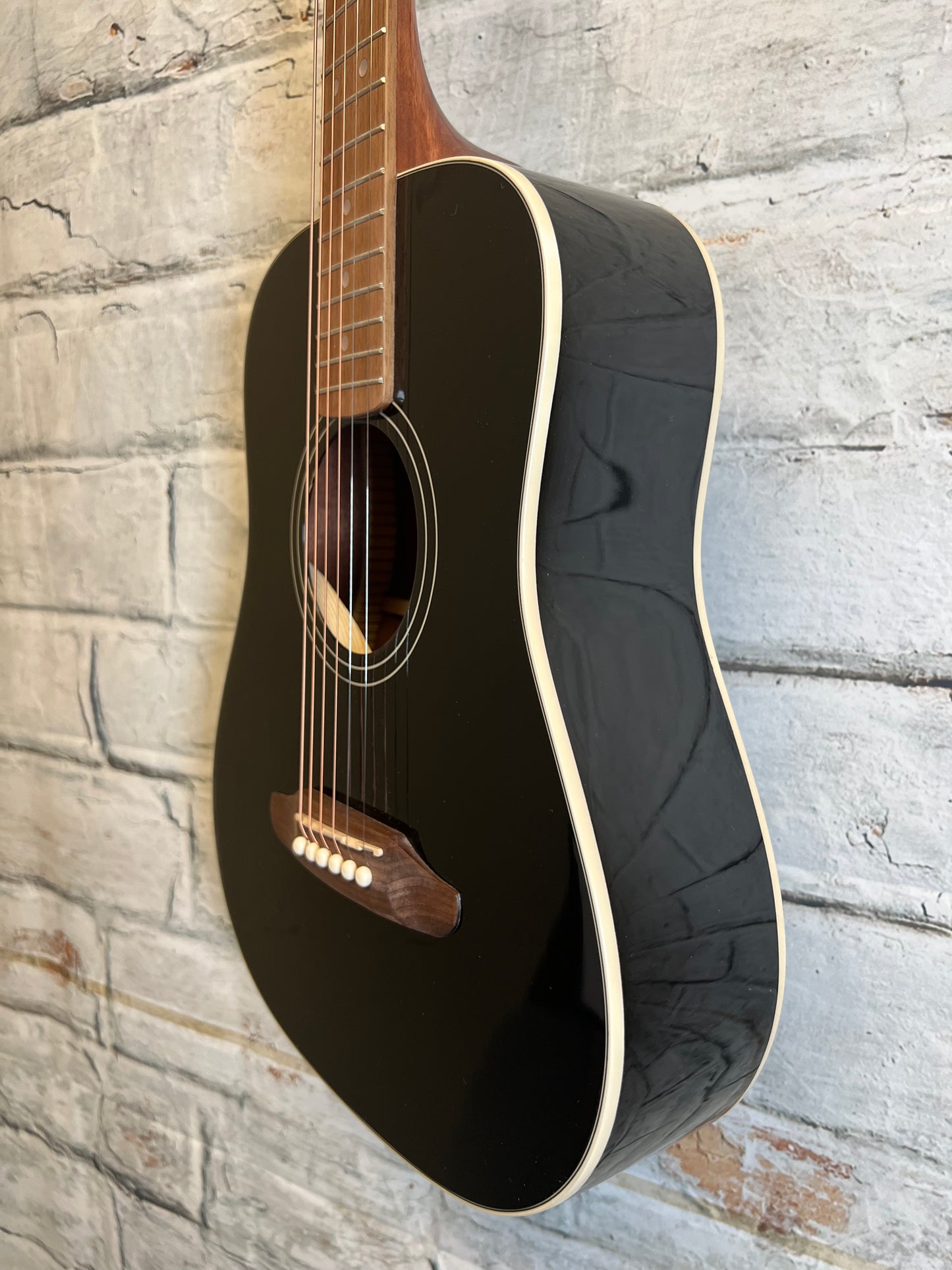 Fender California Standard Redondo Mini with bag, Spruce top,black