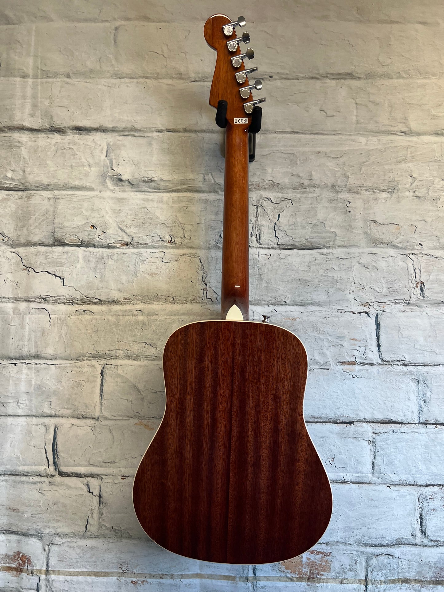 Fender California Standard Redondo Mini with bag