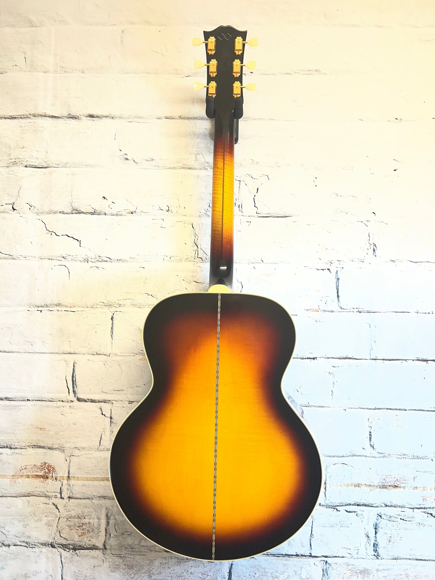 Epiphone 1957 SJ-200Reissue Acoustic/Electric Guitar-Vintage Sunburst