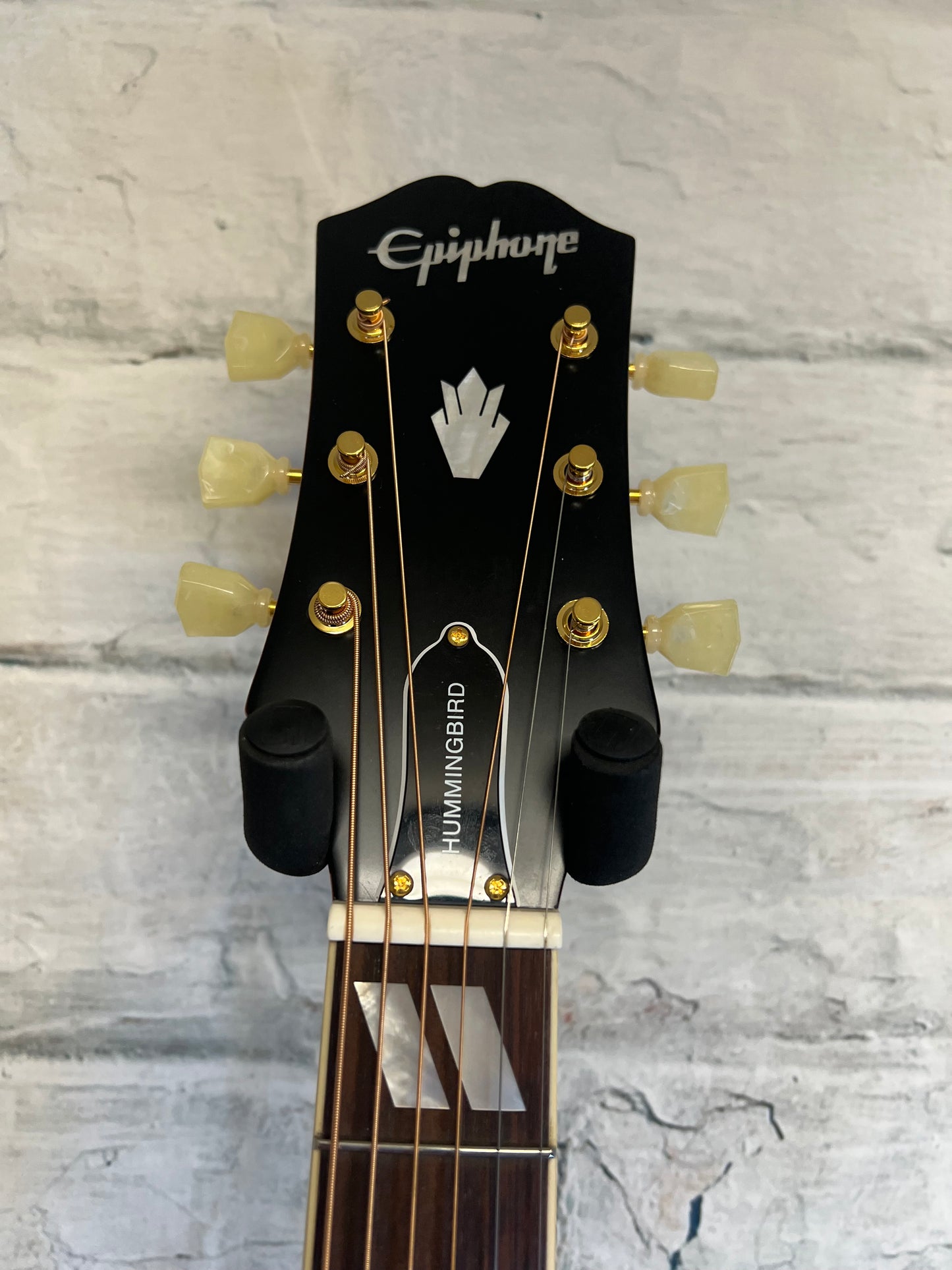 Epiphone Hummingbird Standard Cherry Sunburst