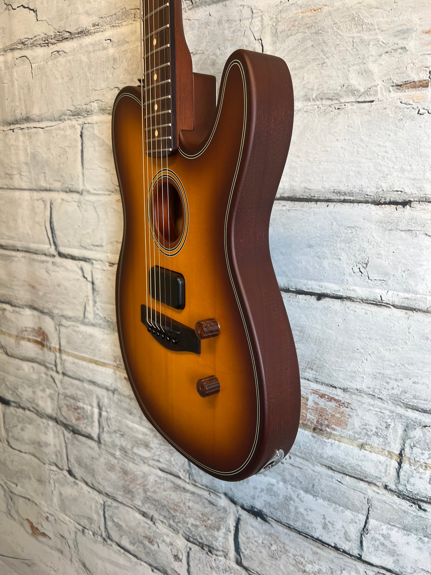 Fender Acoustasonic Standard Telecaster-Honey Burst