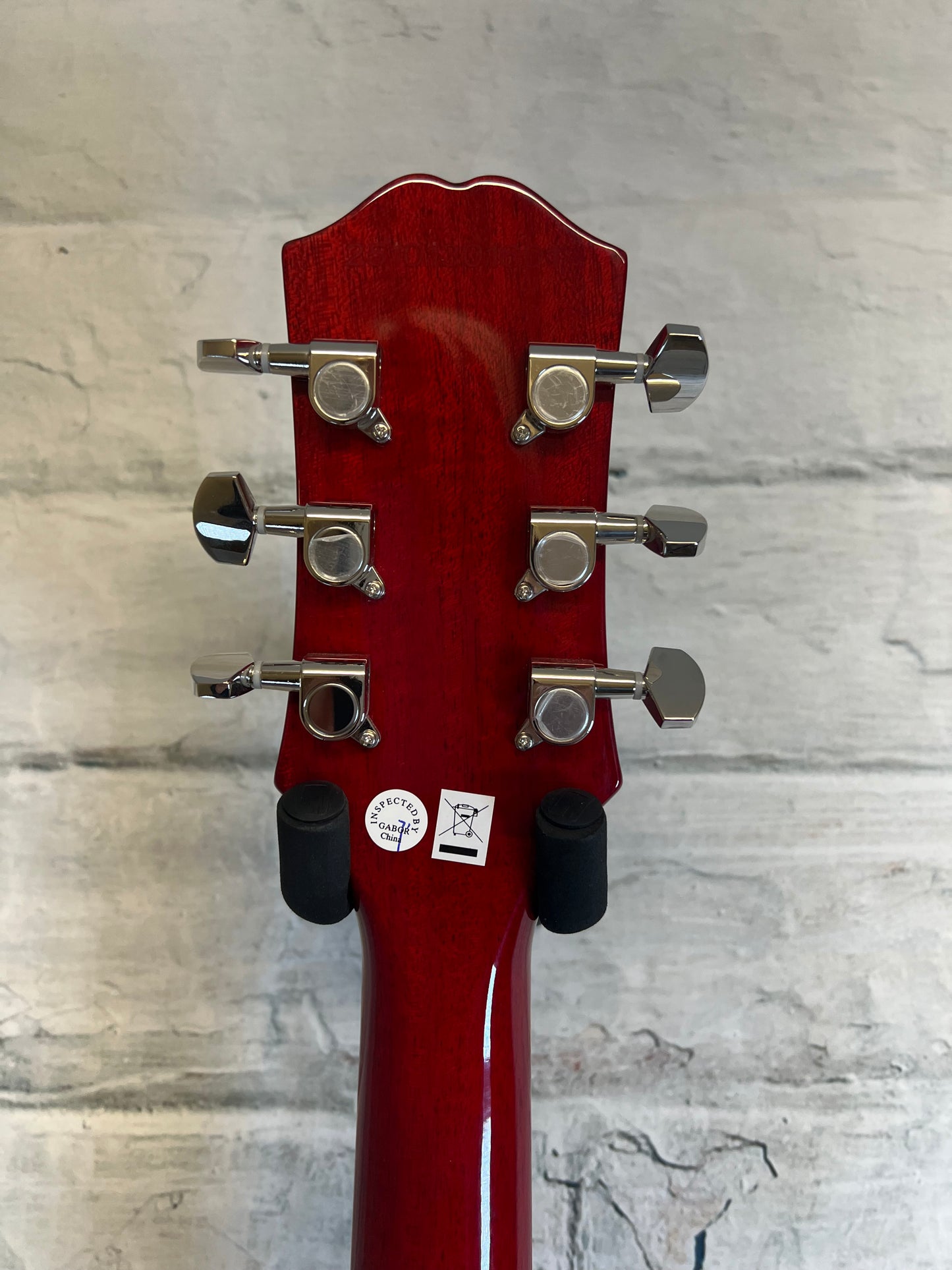 Epiphone Les Paul Tribute Electric Guitar-Heritage Cherry Sunburst