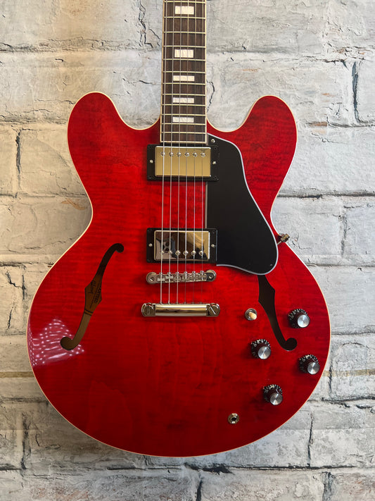 Gibson Es-335 Figured 60s Cherry with Hardshell Case
