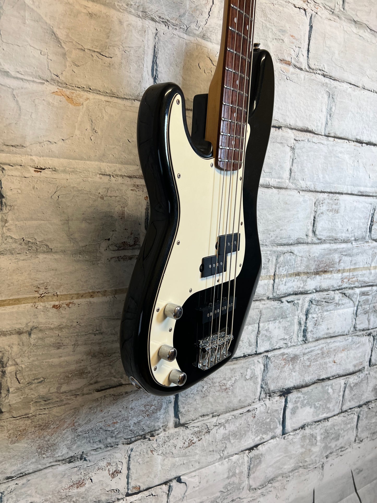 Used Aquier P Bass Special Lefty - Black