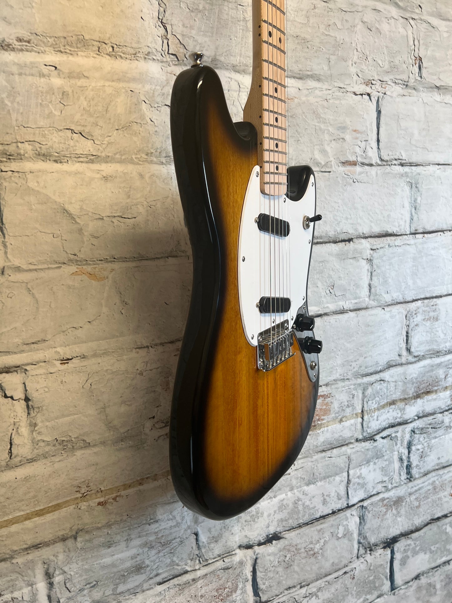 Squier Sonic Mustang