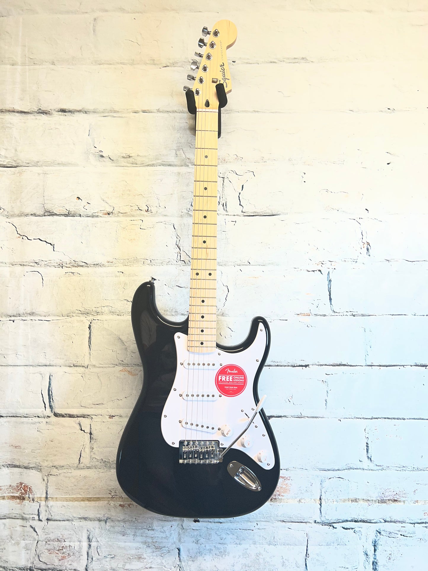 Squier Sonic Stratocaster- Black