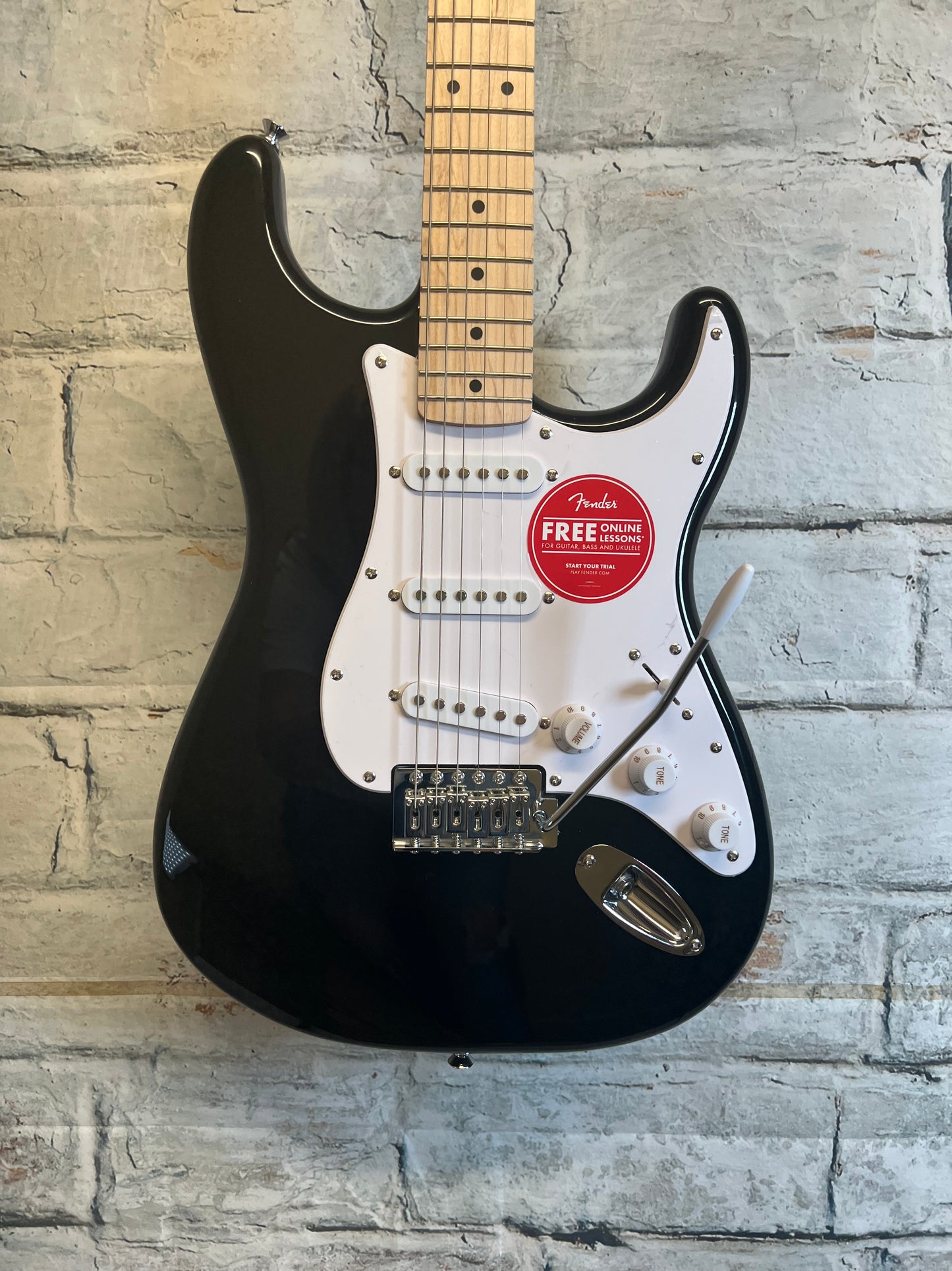 Squier Sonic Stratocaster- Black