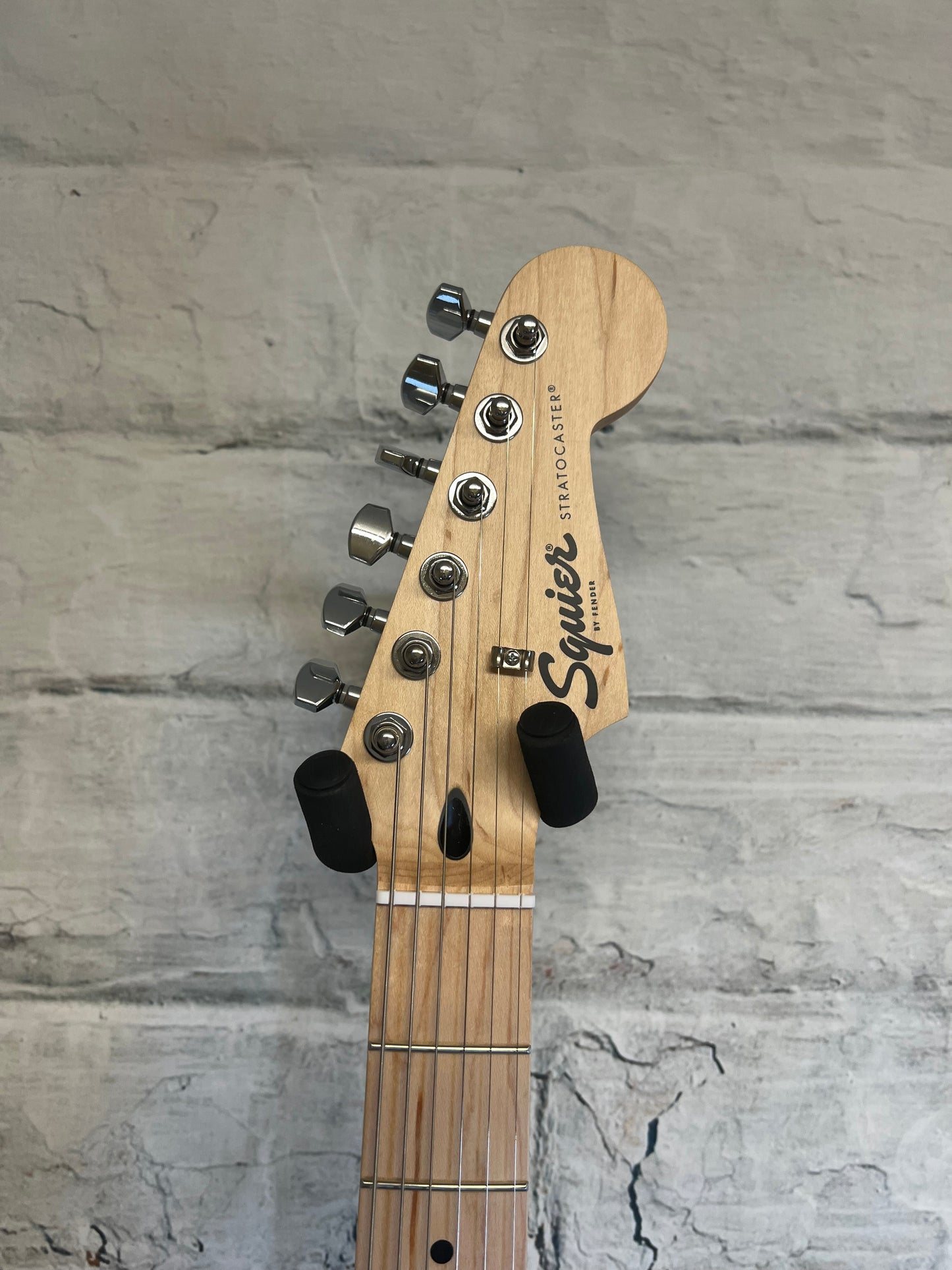 Squier Sonic Stratocaster- Black