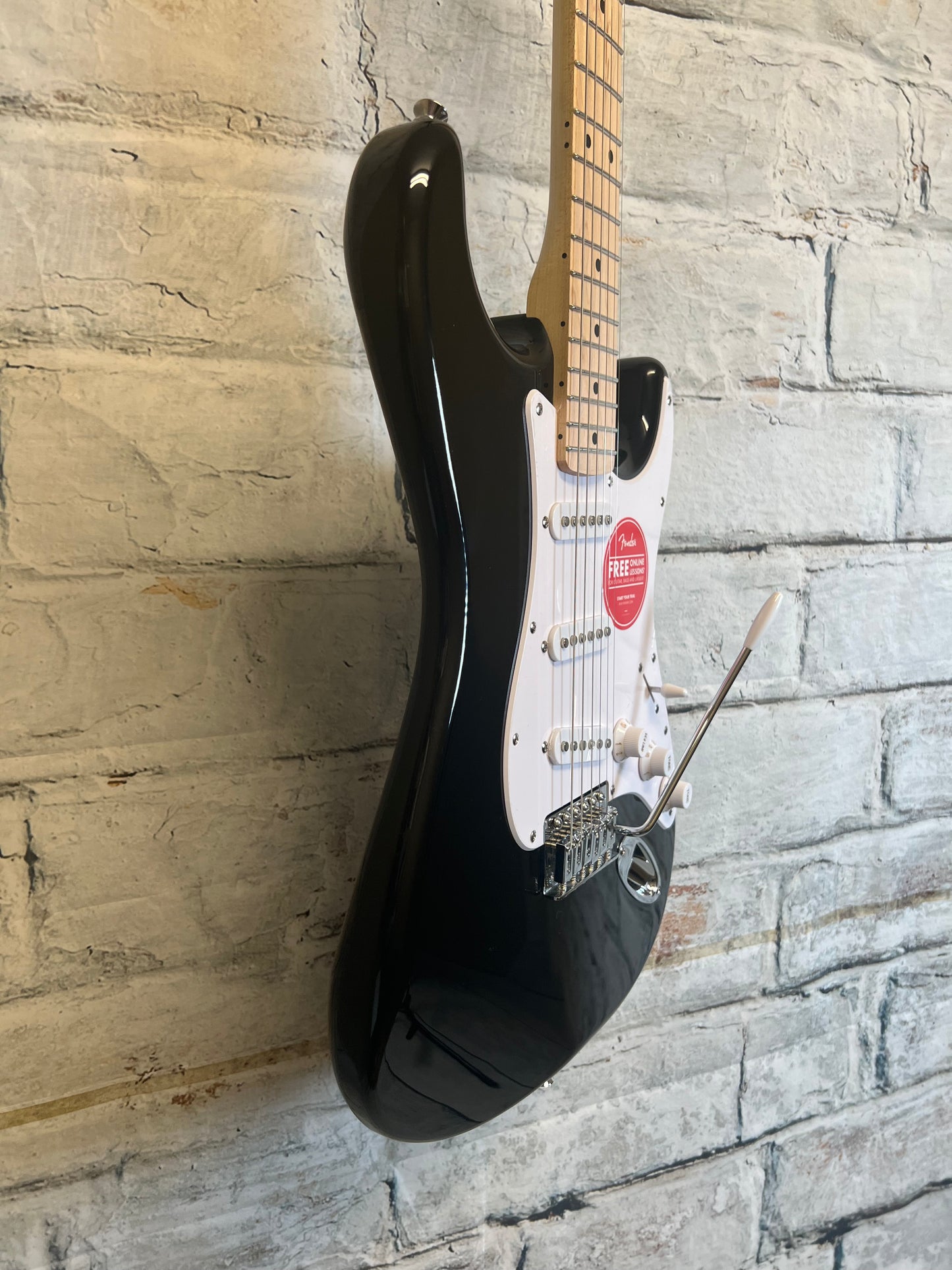 Squier Sonic Stratocaster- Black