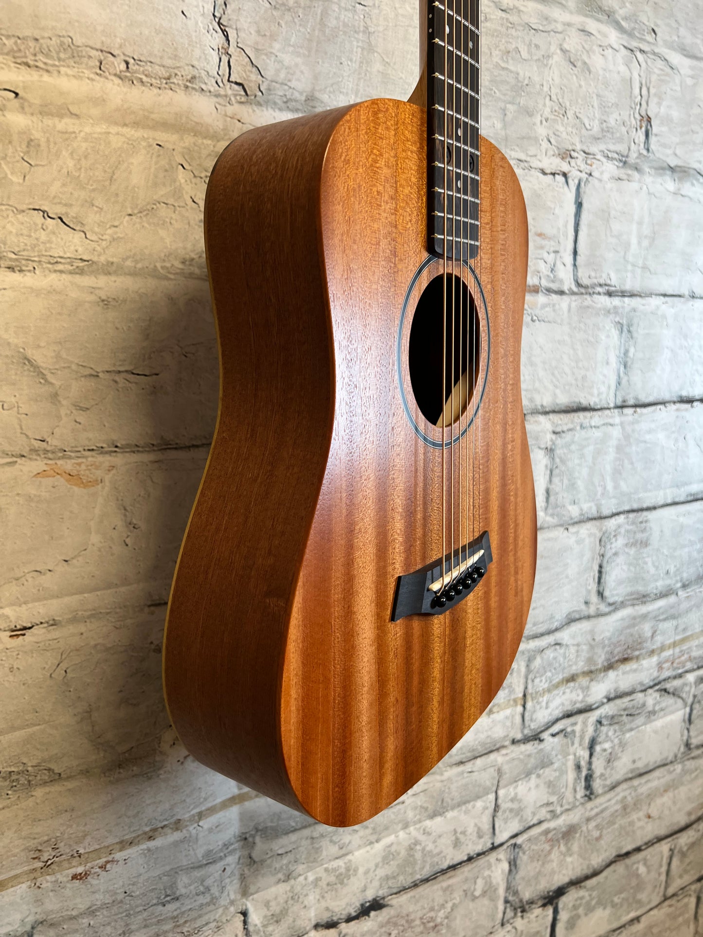 Taylor Baby Mahogany BT2 Acoustic Guitar