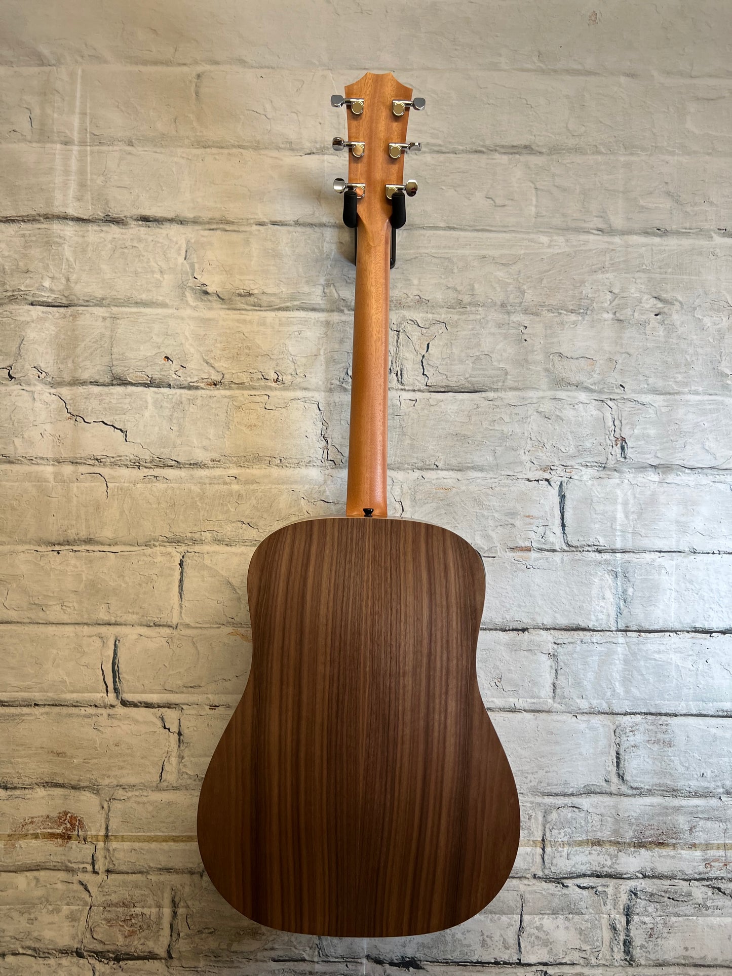 Taylor Bbte Big Baby Acoustic Electric Guitar with gig bag