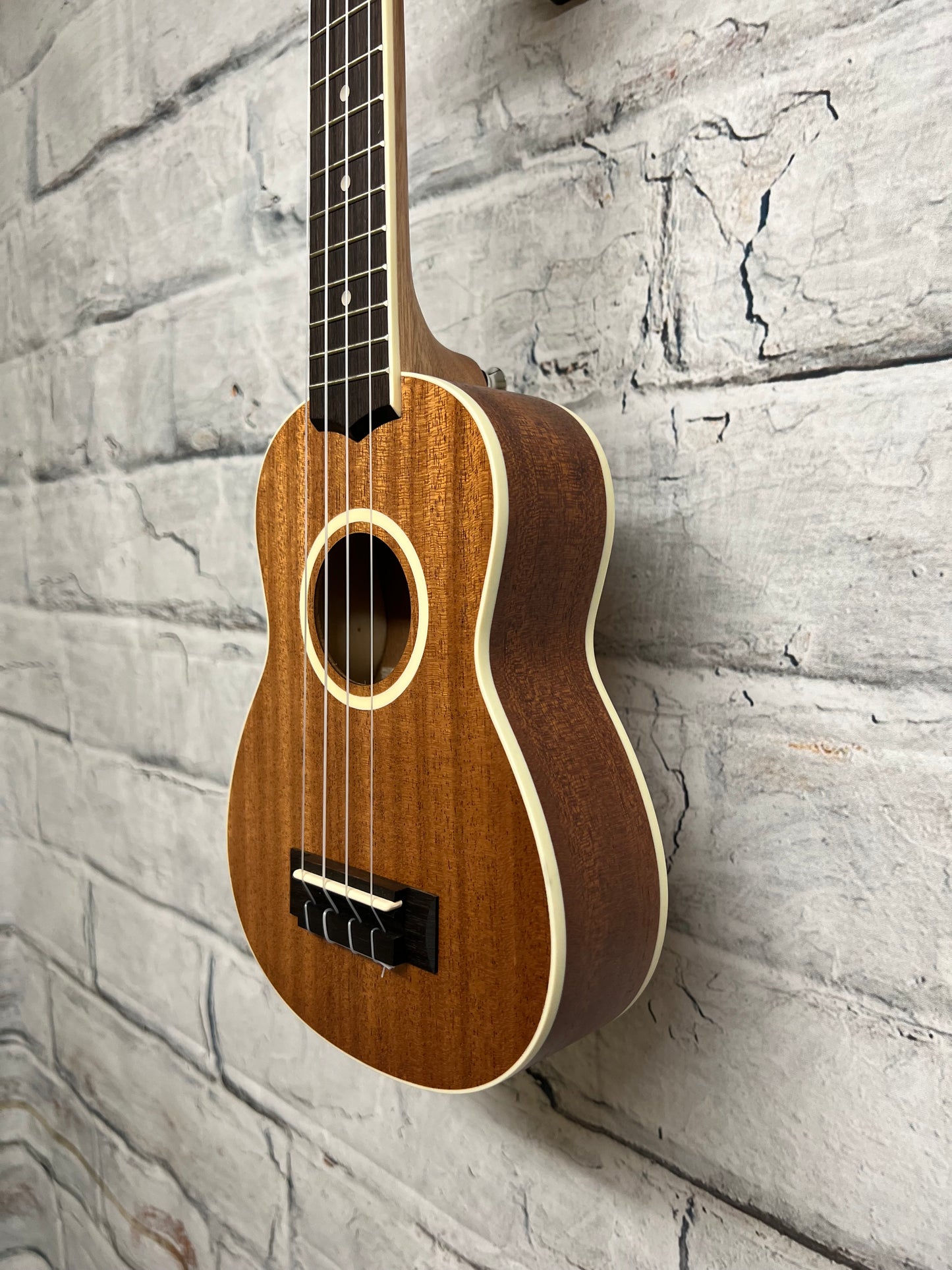 Lanikai Lu Series Soprano Ukulele