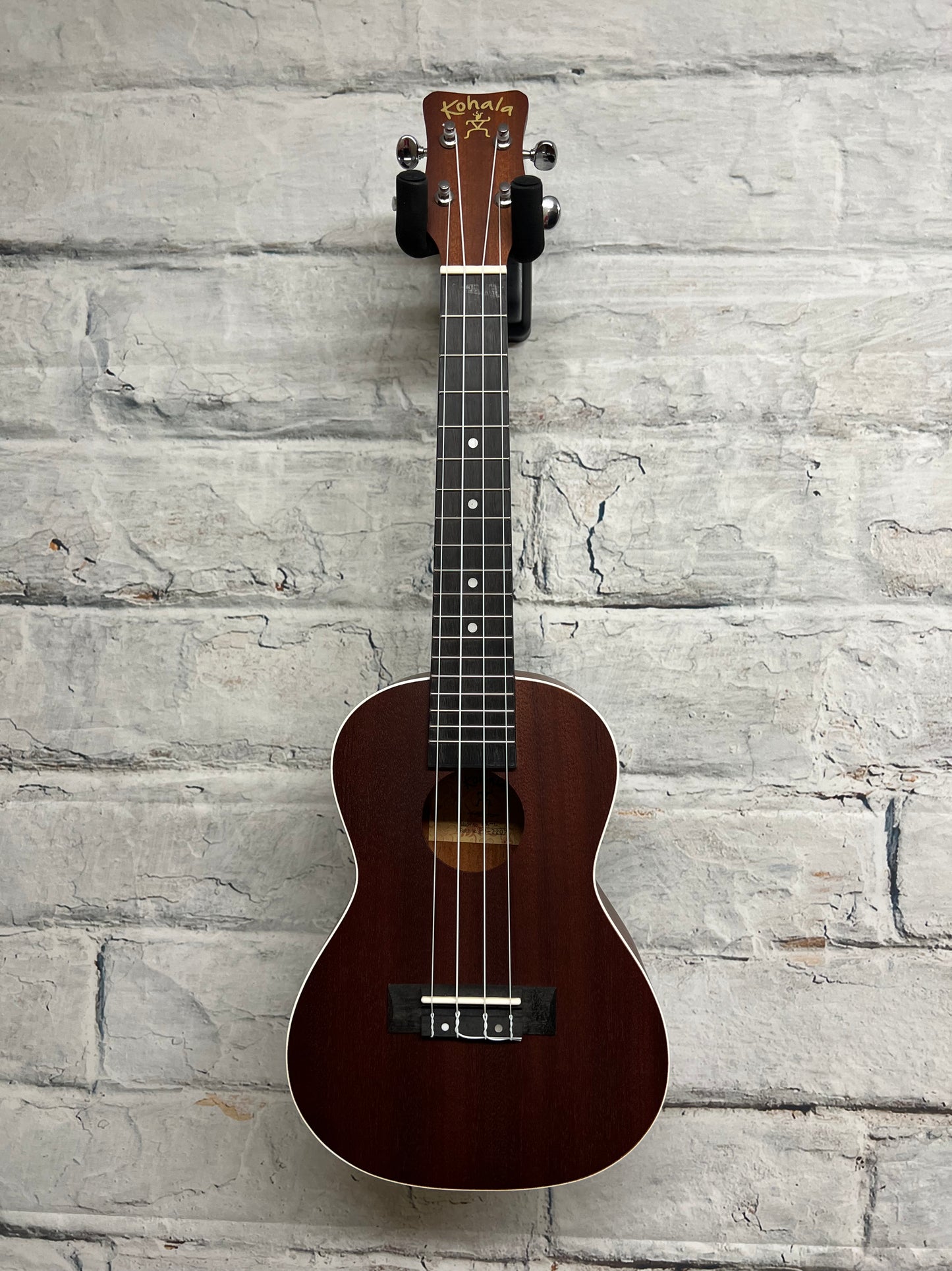 Kohala Akamai Concert Ukulele Mahogany