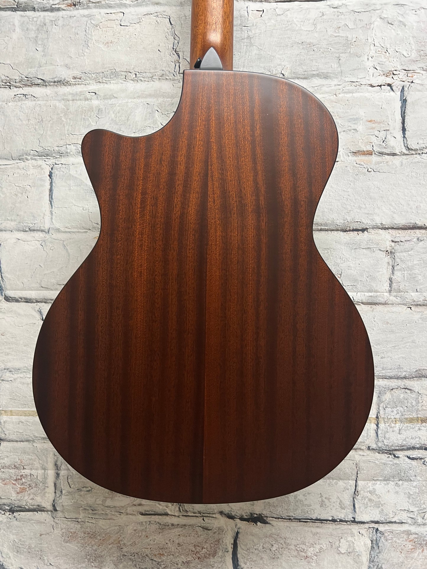 Taylor 314ce-N Nylon Acoustic Electric Guitar Natural Sitka Spruce with Hardshell Case