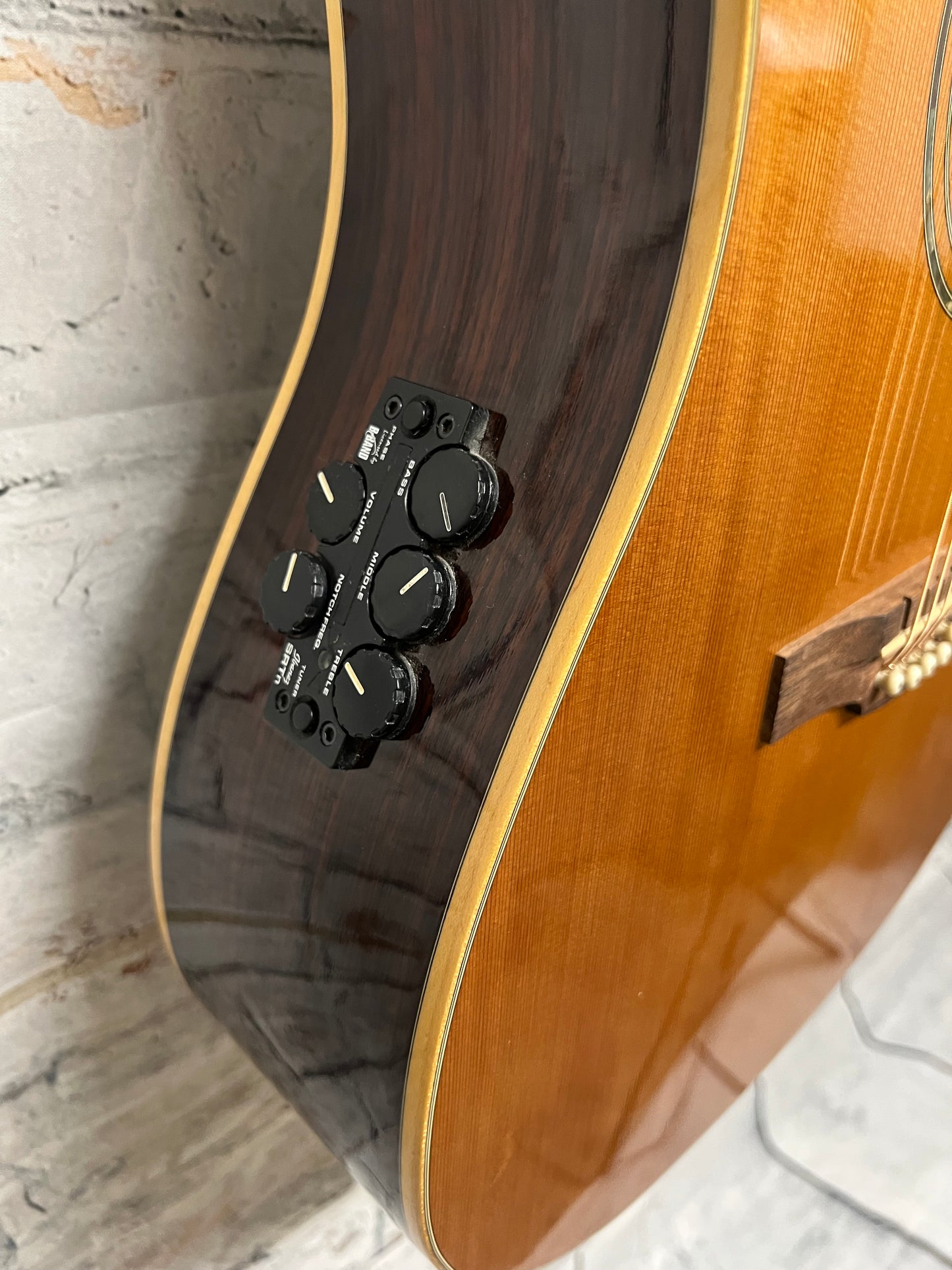 Used Ibanez AW-35RECE Natural Acoustic Guitar