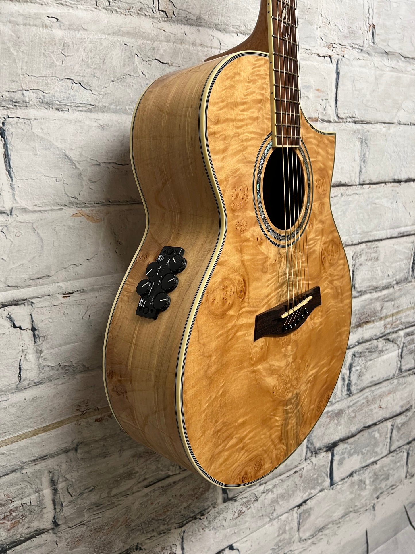 Used Ibanez EW20MBE Exotic Wood Acoustic-Electric