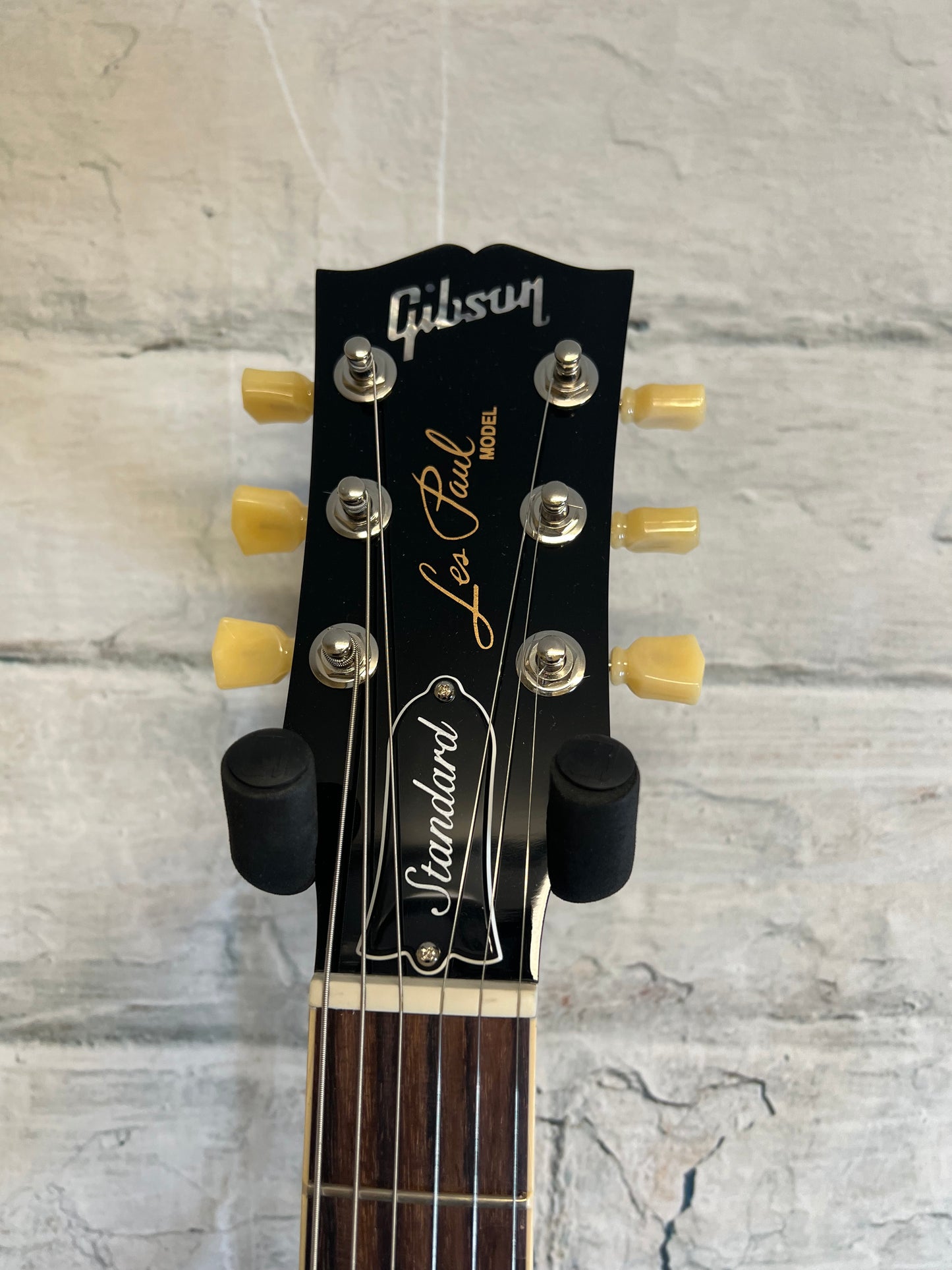 Gibson Limited Edition Es-les Paul Standard with Hardshell Case- Lightburst