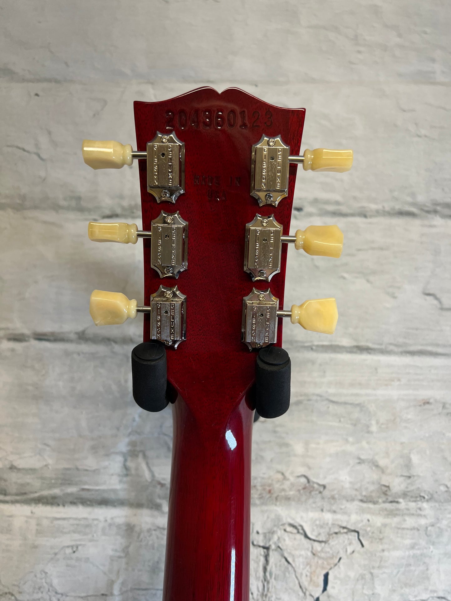 Gibson Limited Edition Es-les Paul Standard with Hardshell Case- Lightburst