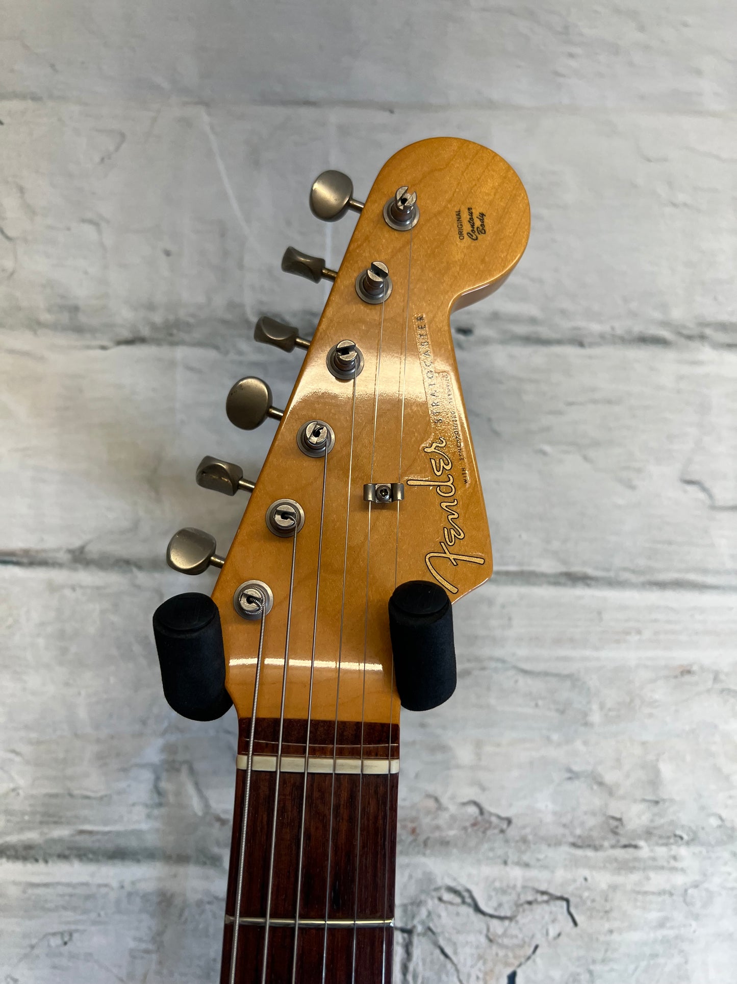 Used Fender AVRI ‘62 Reissue Stratocaster- Sunburst Rose