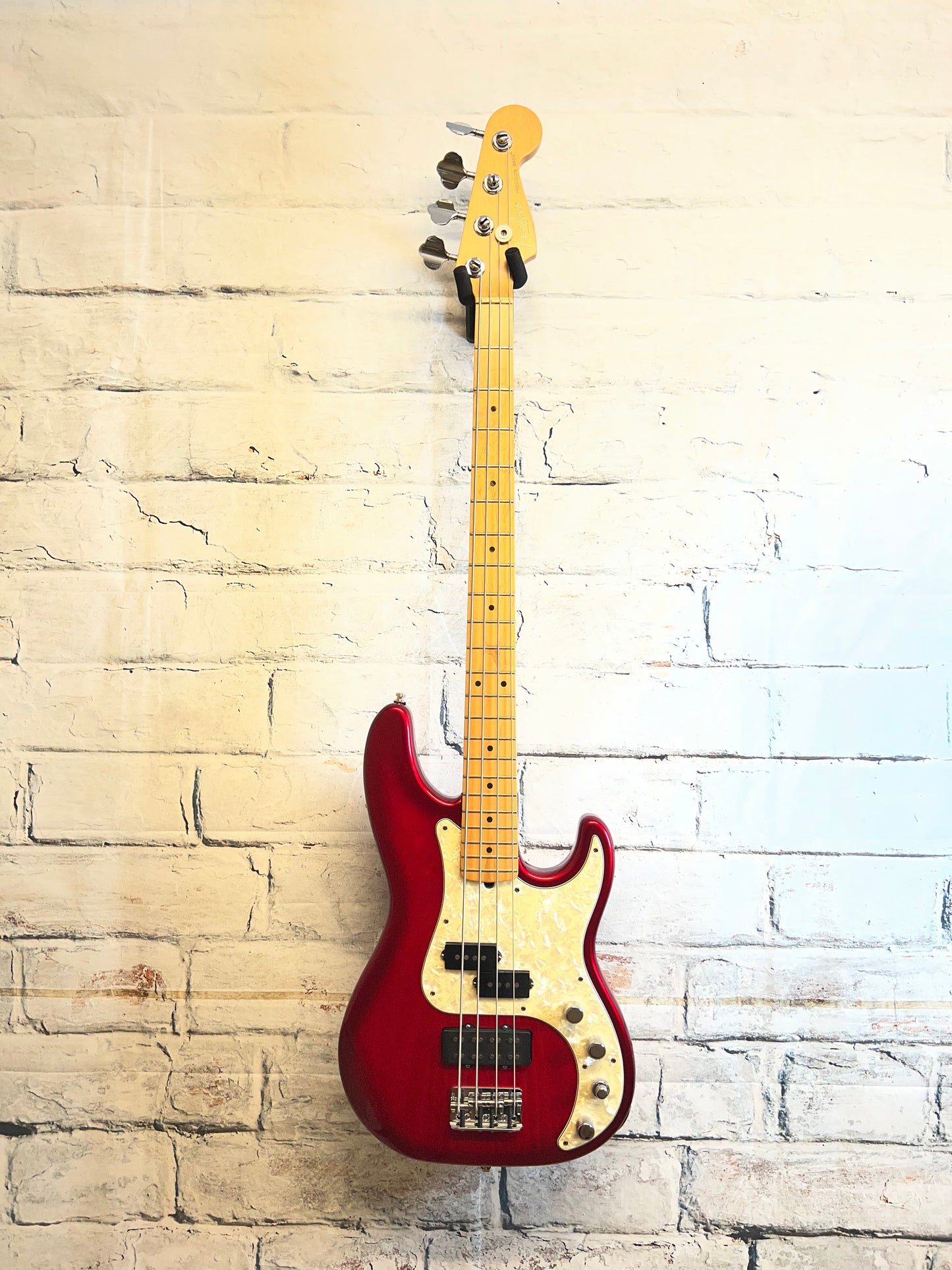 Used Fender American Deluxe Precision Bass with Hardshell Case