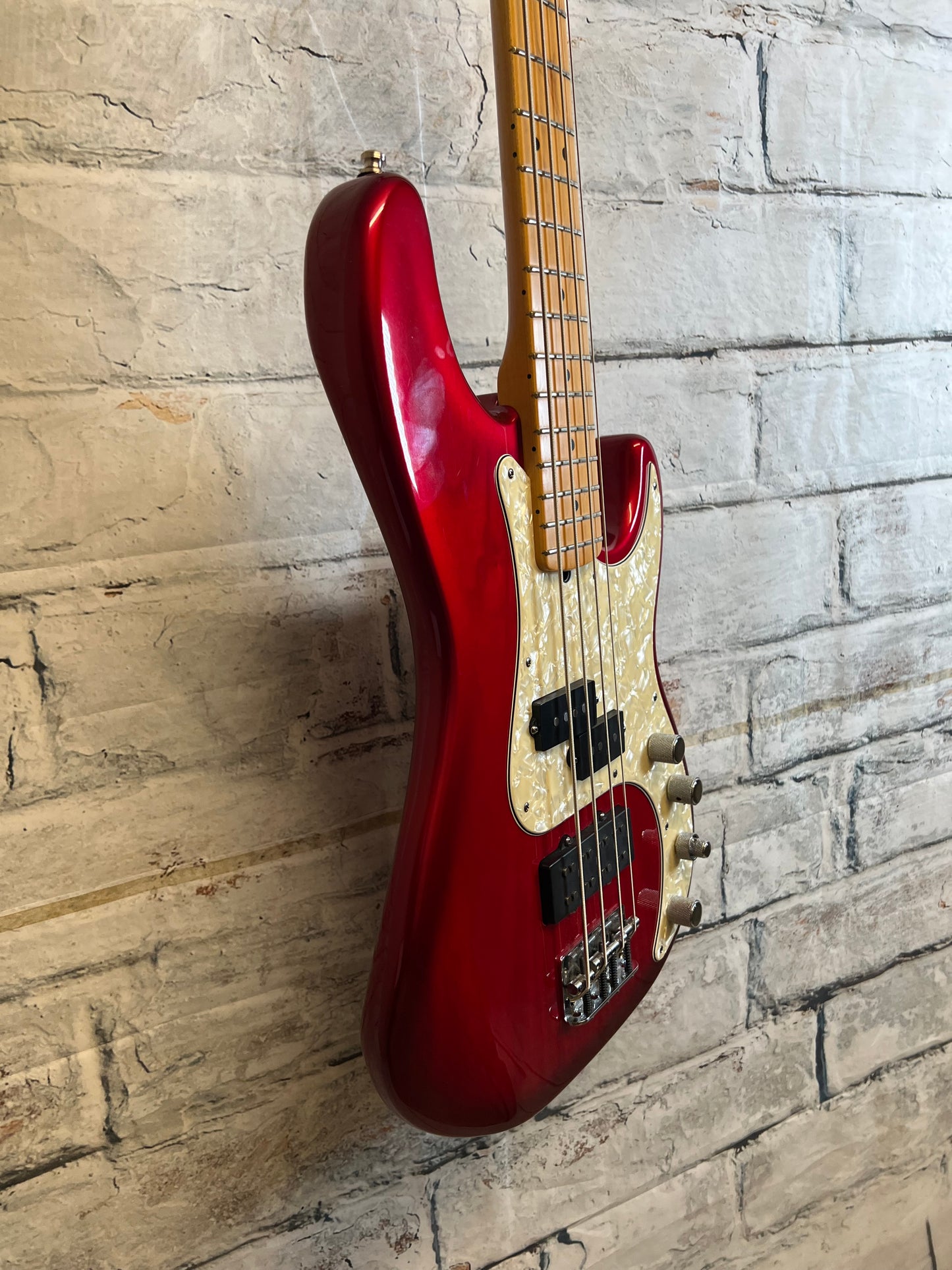 Used Fender American Deluxe Precision Bass with Hardshell Case
