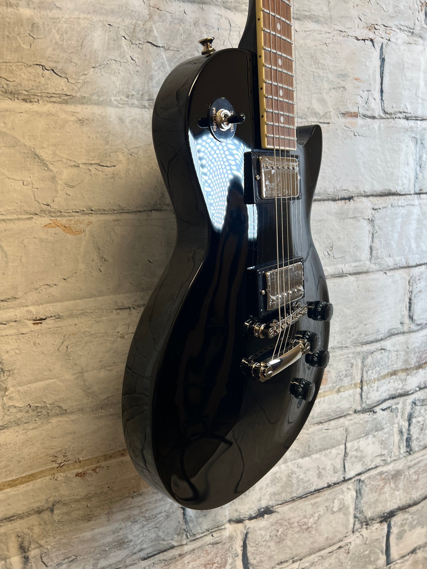 Epiphone Les PAul Tribute Electric Guitar- Ebony