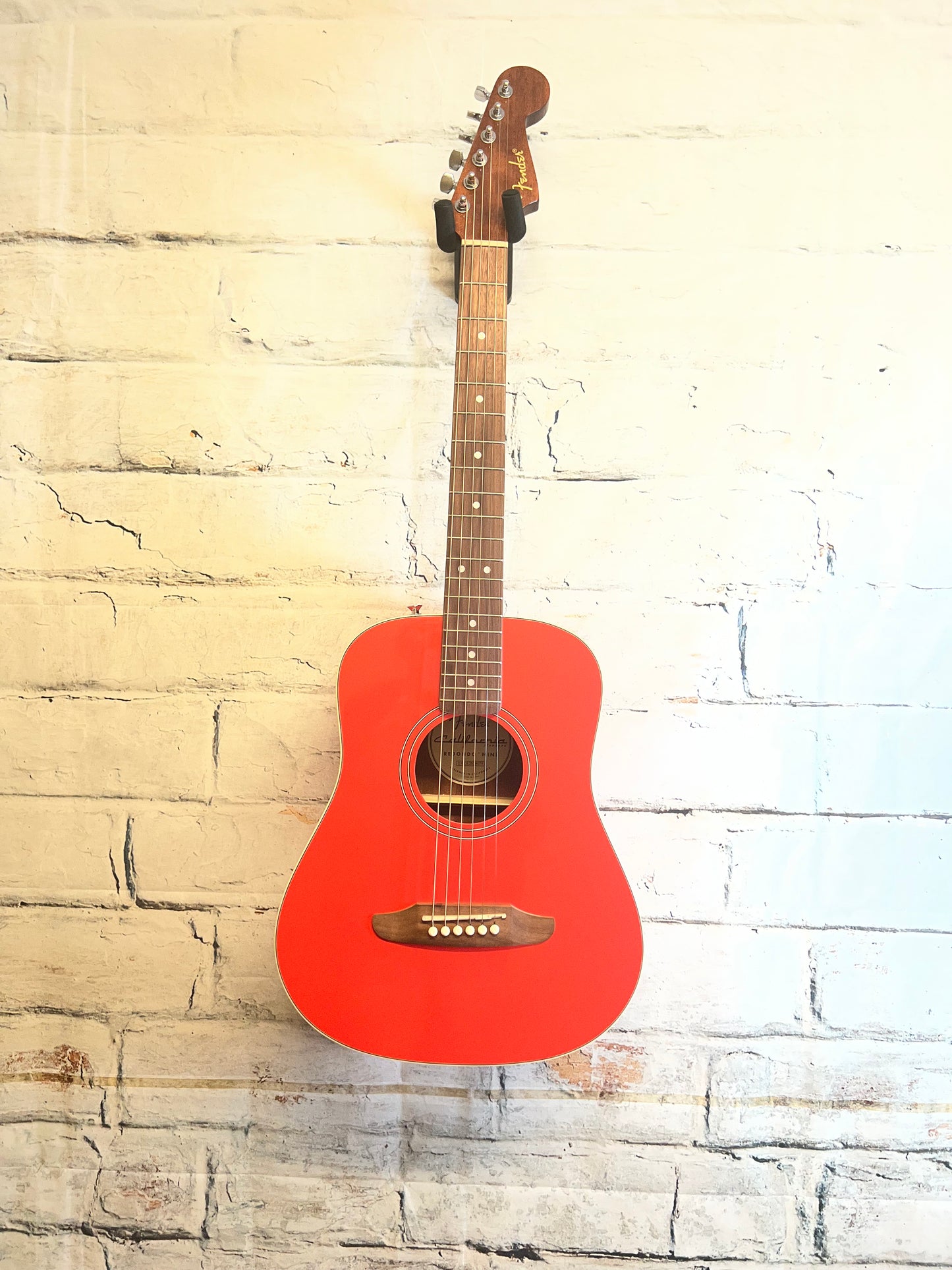 Fender California Standard Redondo Mini with Bag- Fiesta Red
