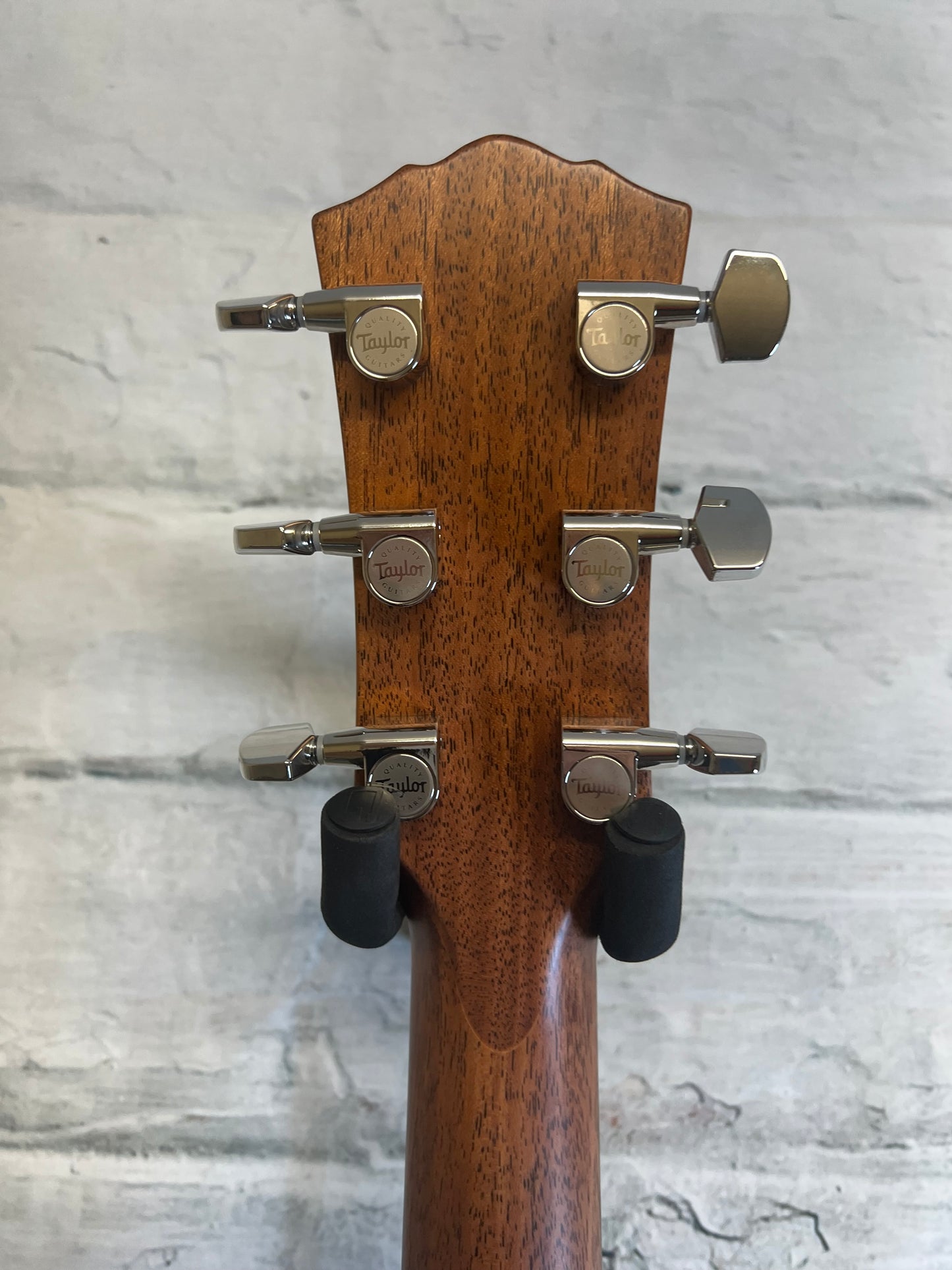 Taylor Trey Hensley Gold Label 510e SE Acoustic Electric with Hardshell Case