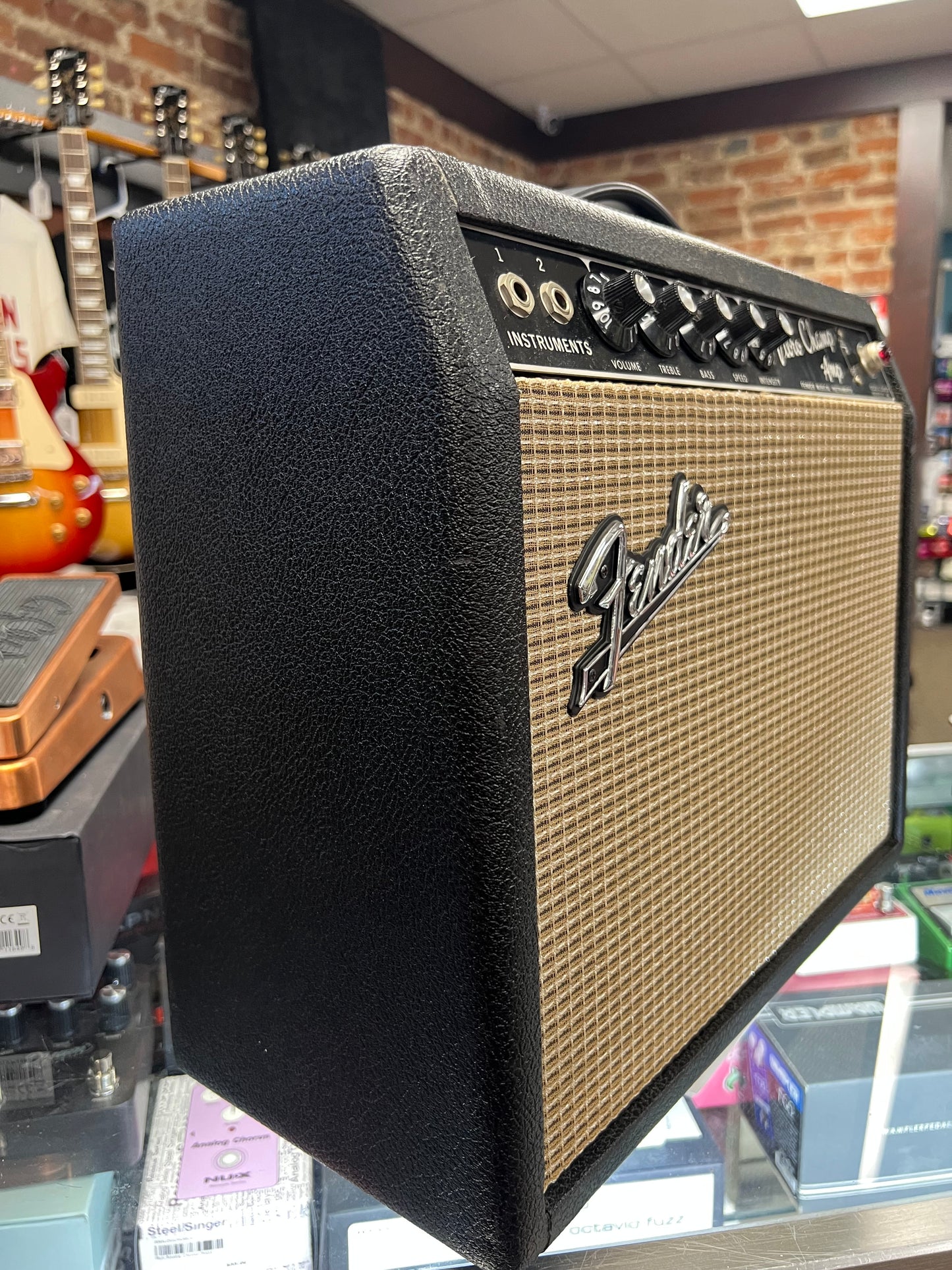1965 Vintage Fender Vibro Champ Amp