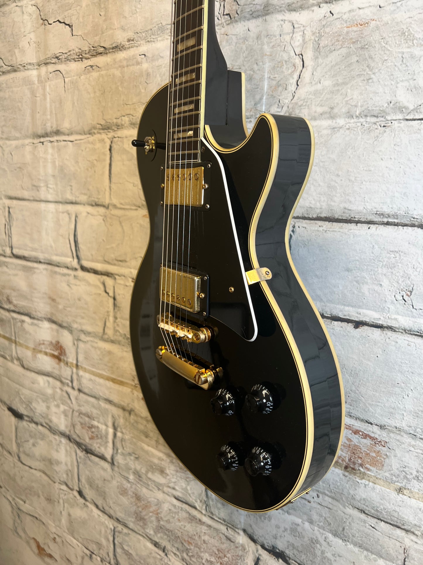 Used Hohner Les Paul Custom Style Guitar with Hardshell Case