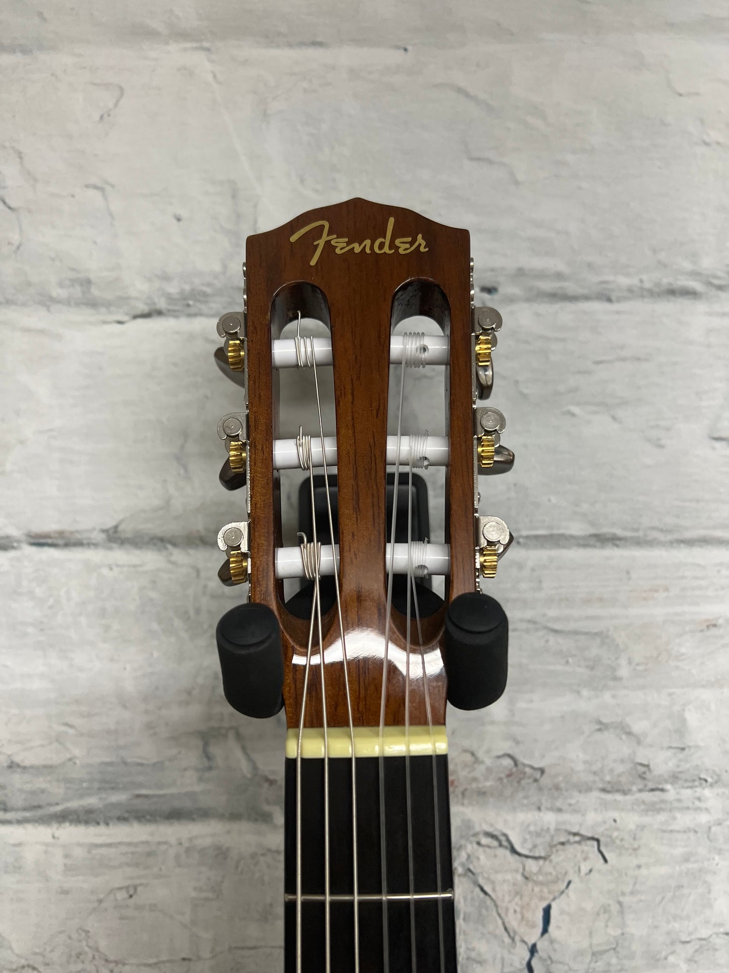 Used Fender Cn-60s Classic Nylon Acoustic