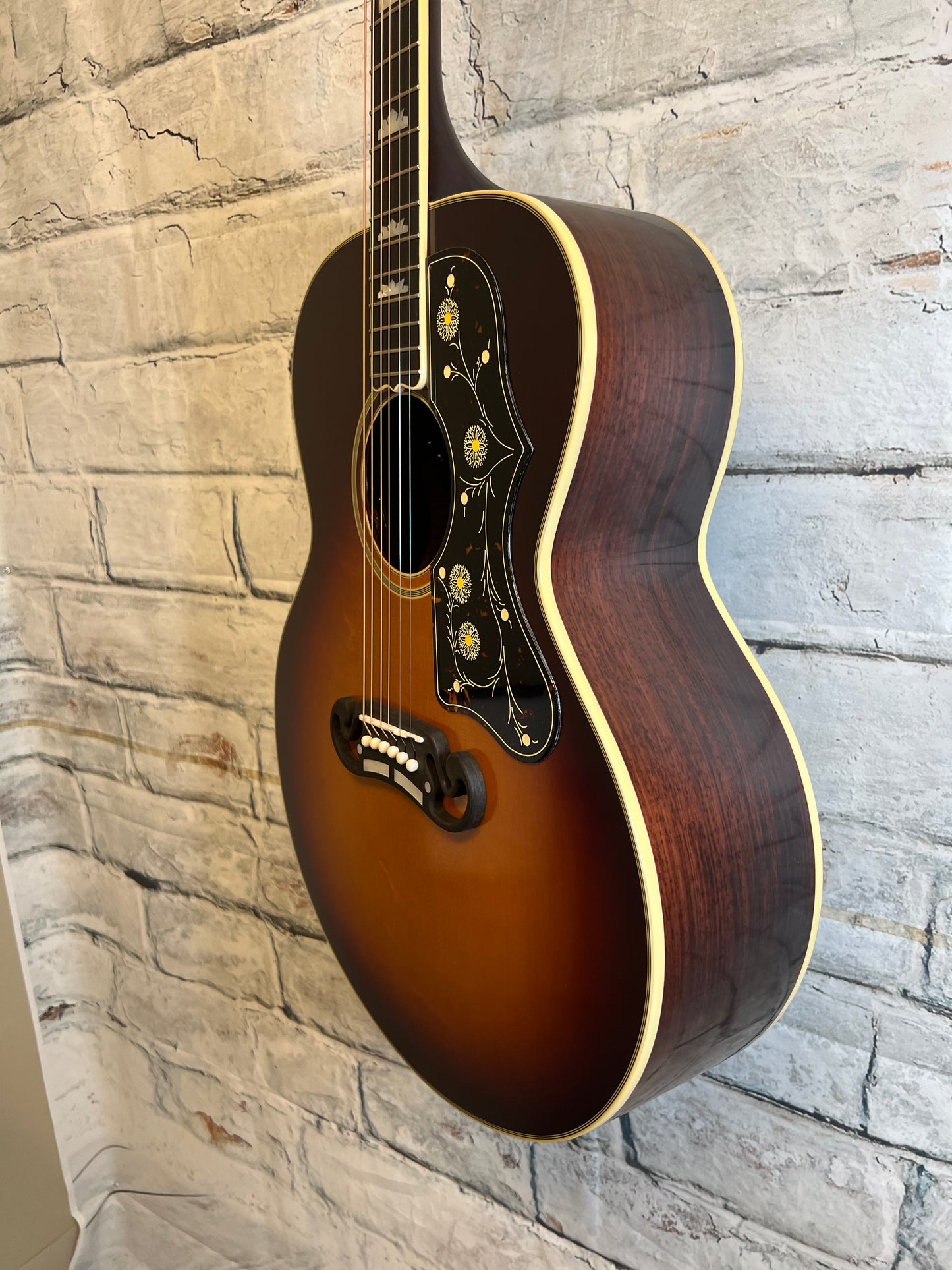 Epiphone Pre War Sj0200 Rosewood Reissue Vintage Sunburst with Hardshell Case