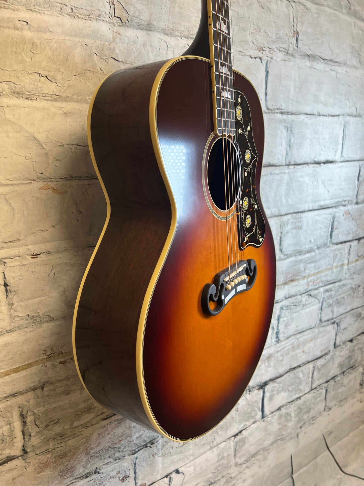 Epiphone Pre War Sj0200 Rosewood Reissue Vintage Sunburst with Hardshell Case